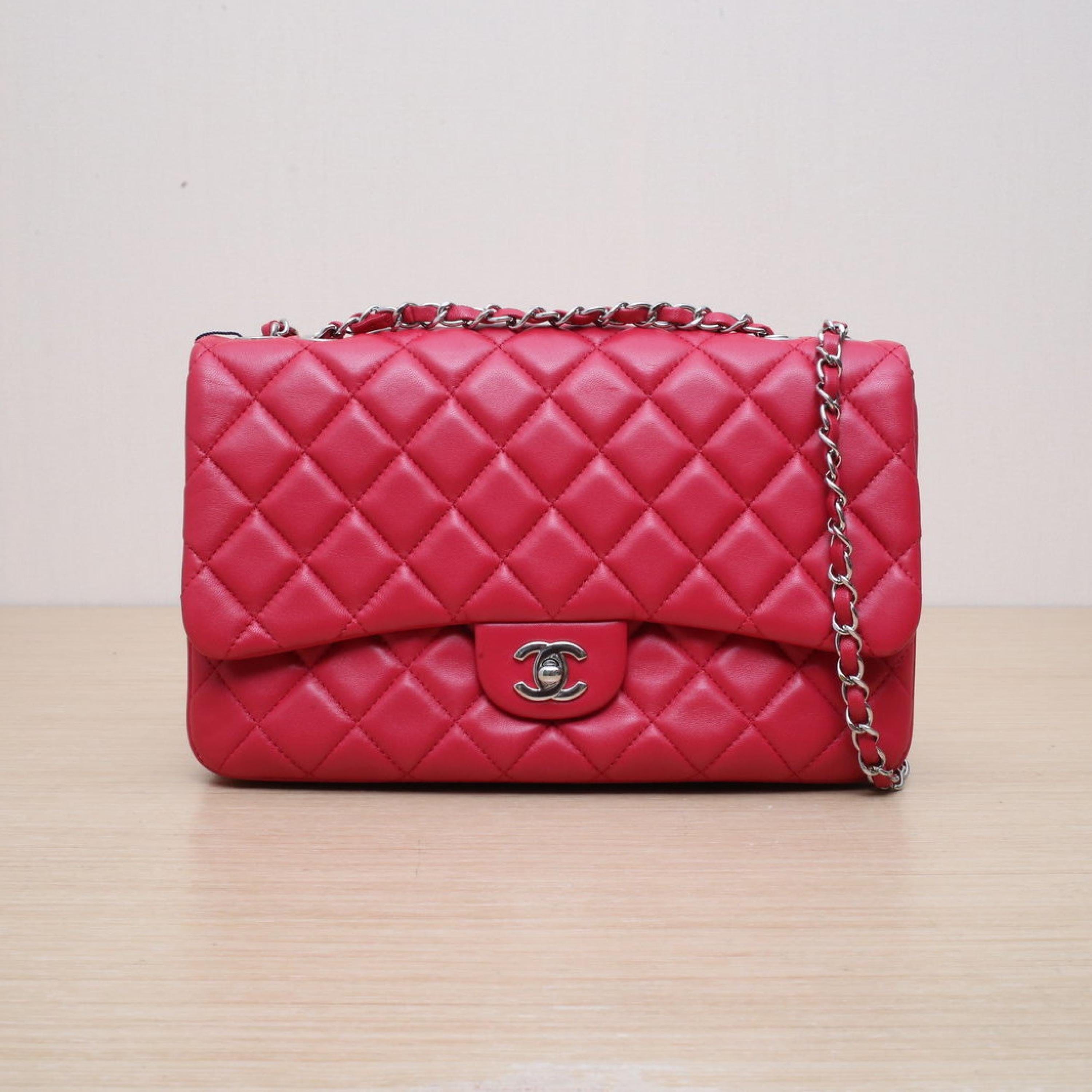 Chanel Chanel CF Flap Bag Single Flap JUMBO 30cm Rose Red Leather S 19k Silver Buckle
Original dust bag, ID card ALC3169