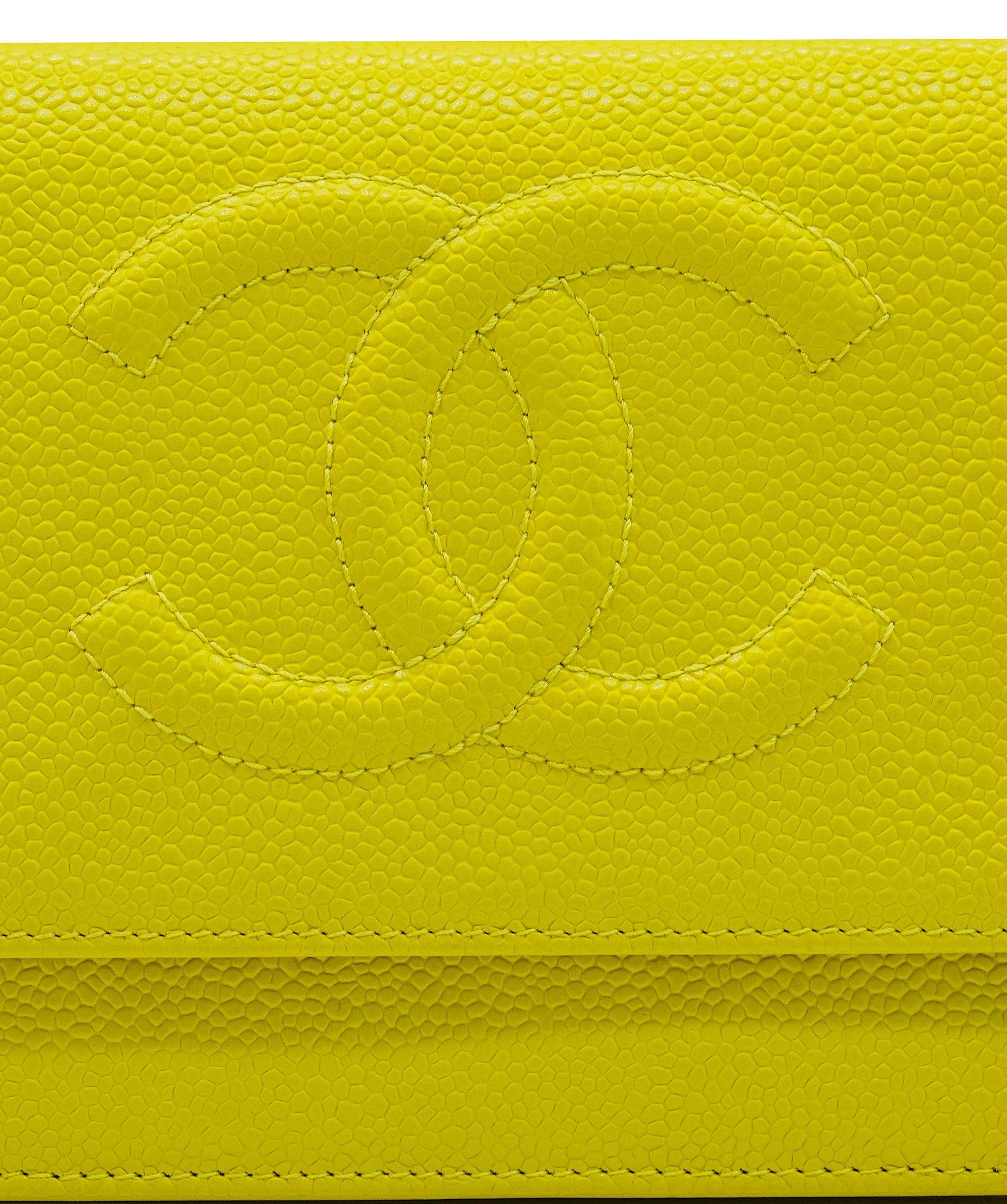 Chanel Chanel Chain Wallet Caviarskin Yellow Card And Seal S/N 19333810 90185817 ASL8147
