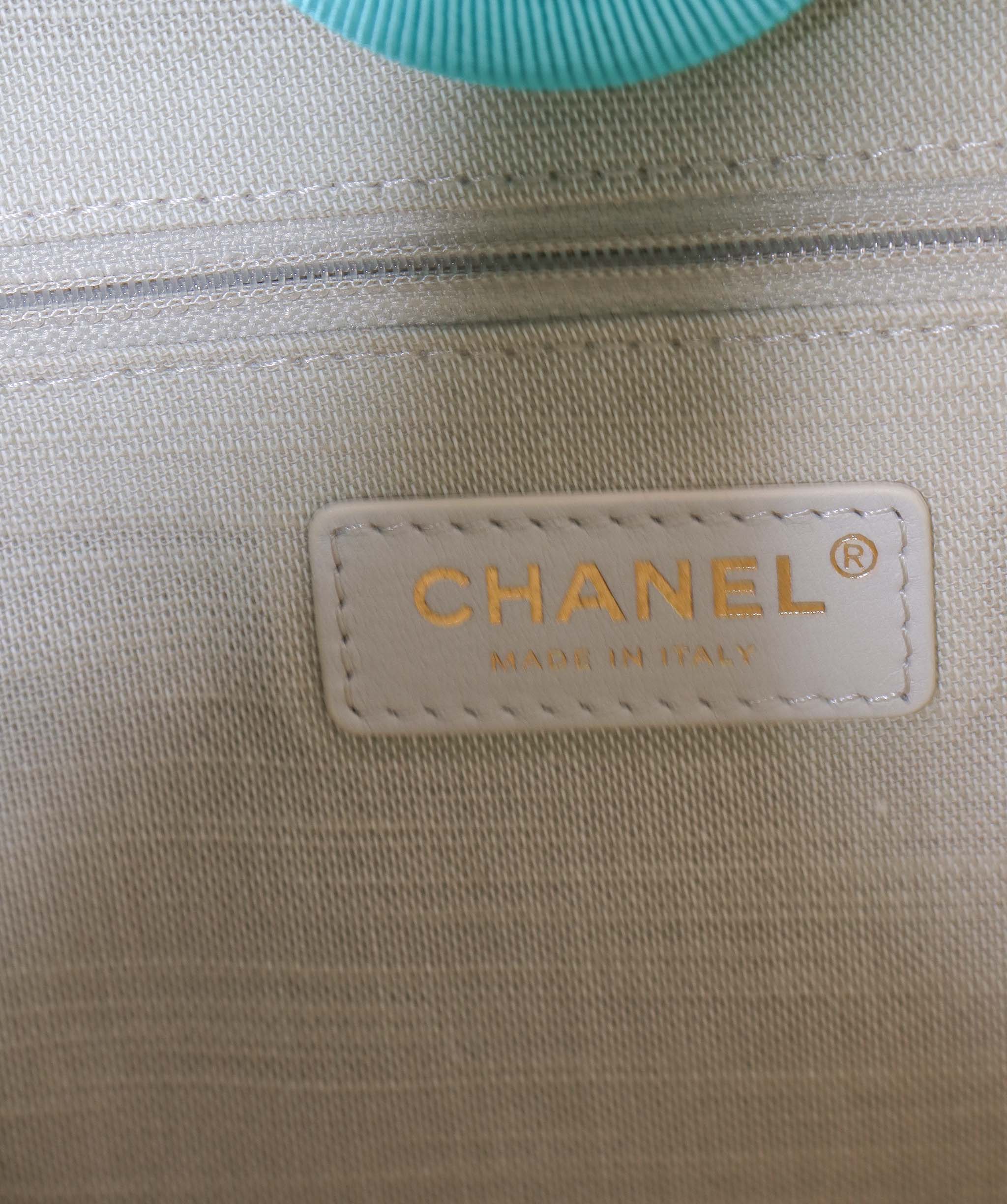 Chanel CHANEL Deauville canvas green tote bag  DXBS0595