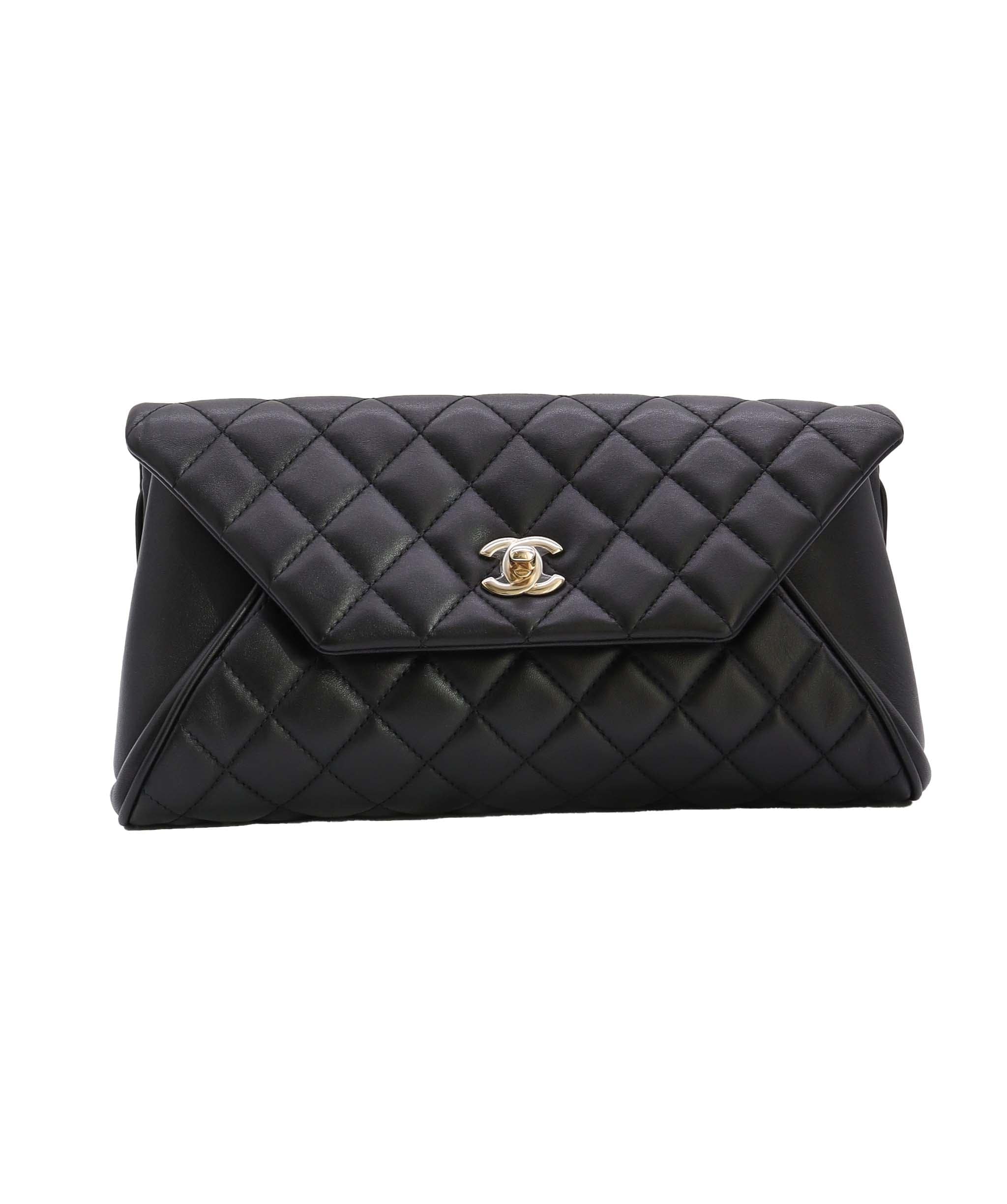 Chanel Chanel Fold Up Again Clutch DXBK0035