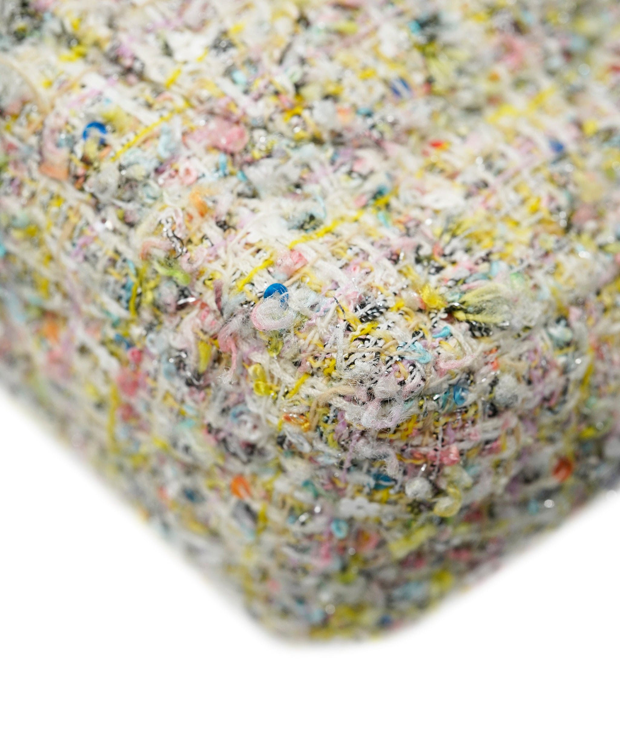 Chanel Chanel Garden Party Tweed Reissue Crossbody  ALC2631