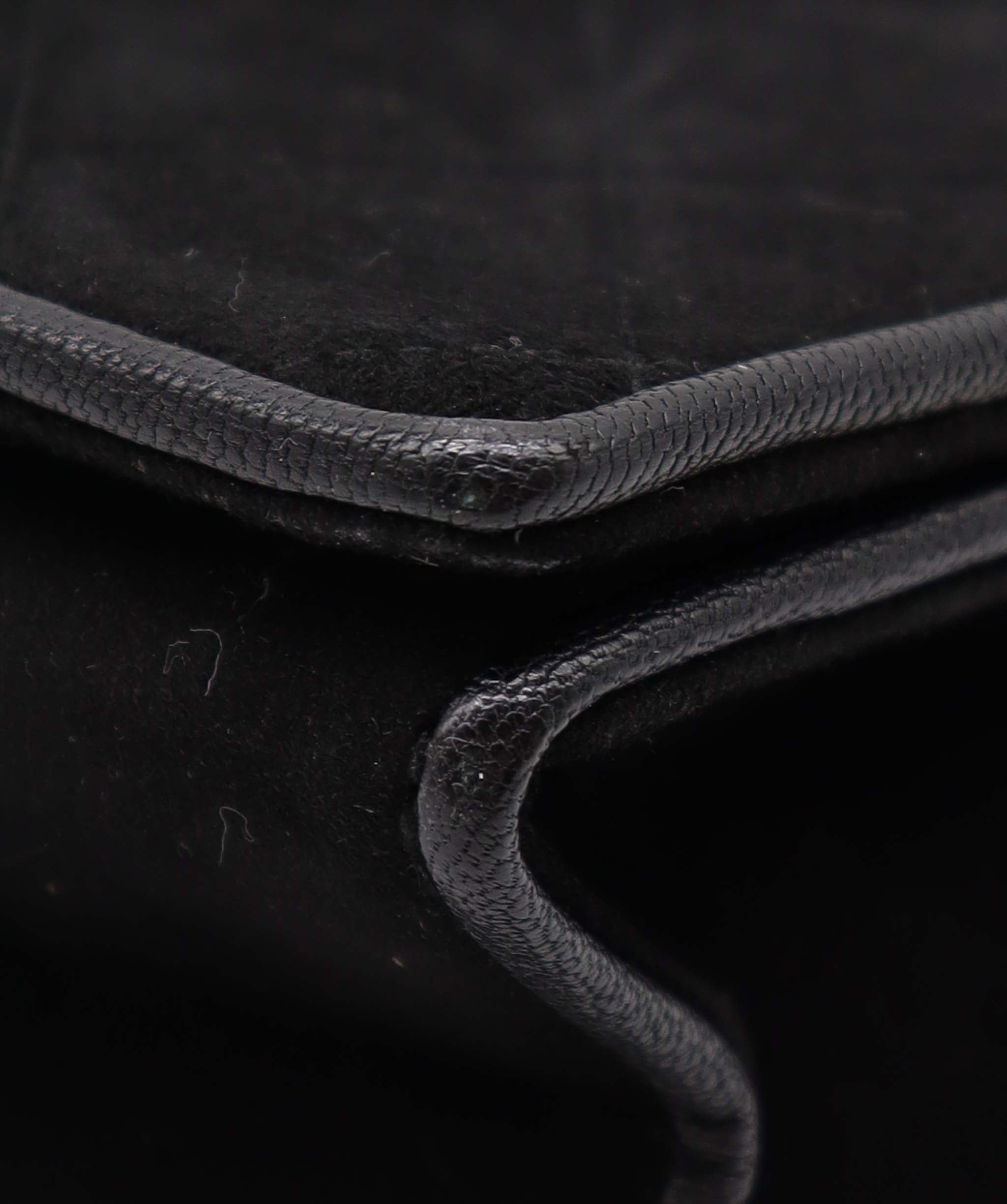 Chanel CHANEL MATELASSECHAIN SHOULDER BAG SUEDE DXBS4123