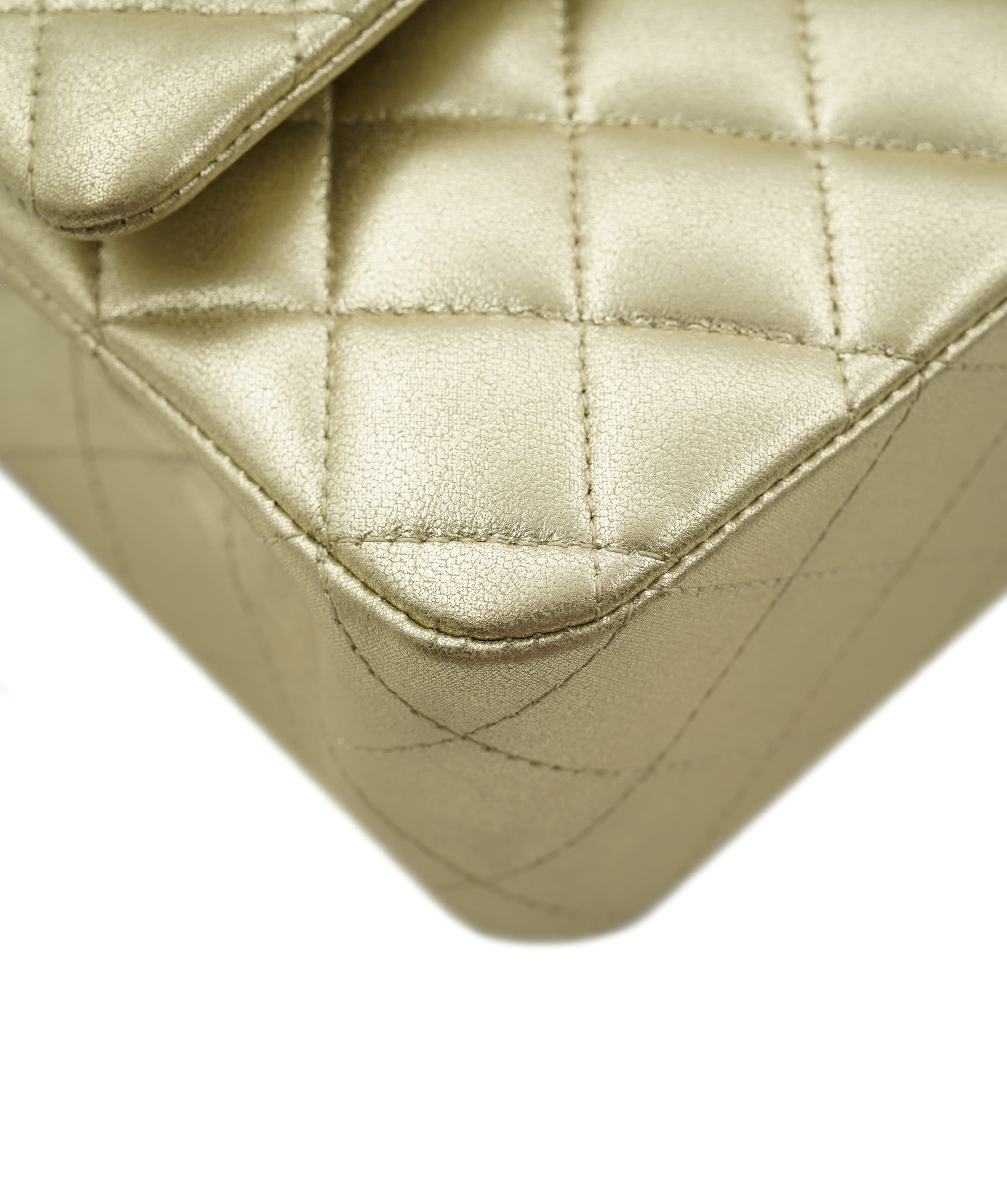 Chanel Chanel medium classic flap gold AKC0762