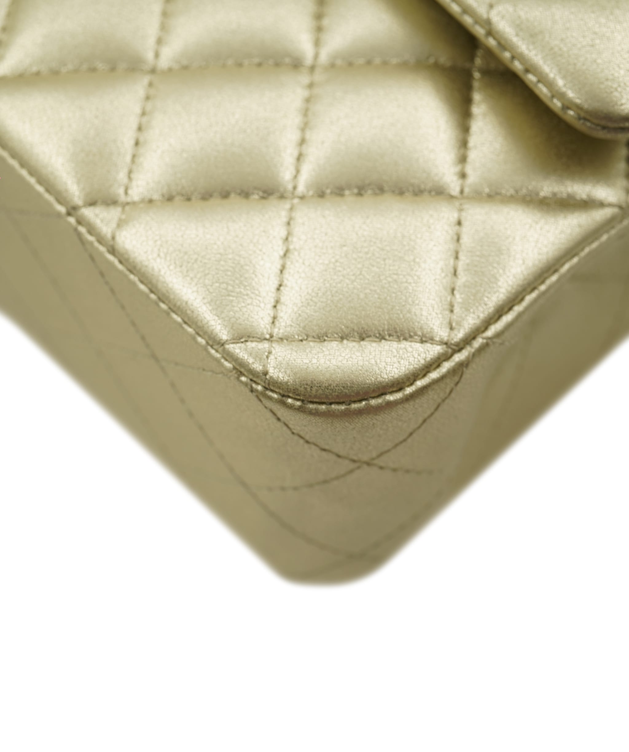 Chanel Chanel medium classic flap gold AKC0762