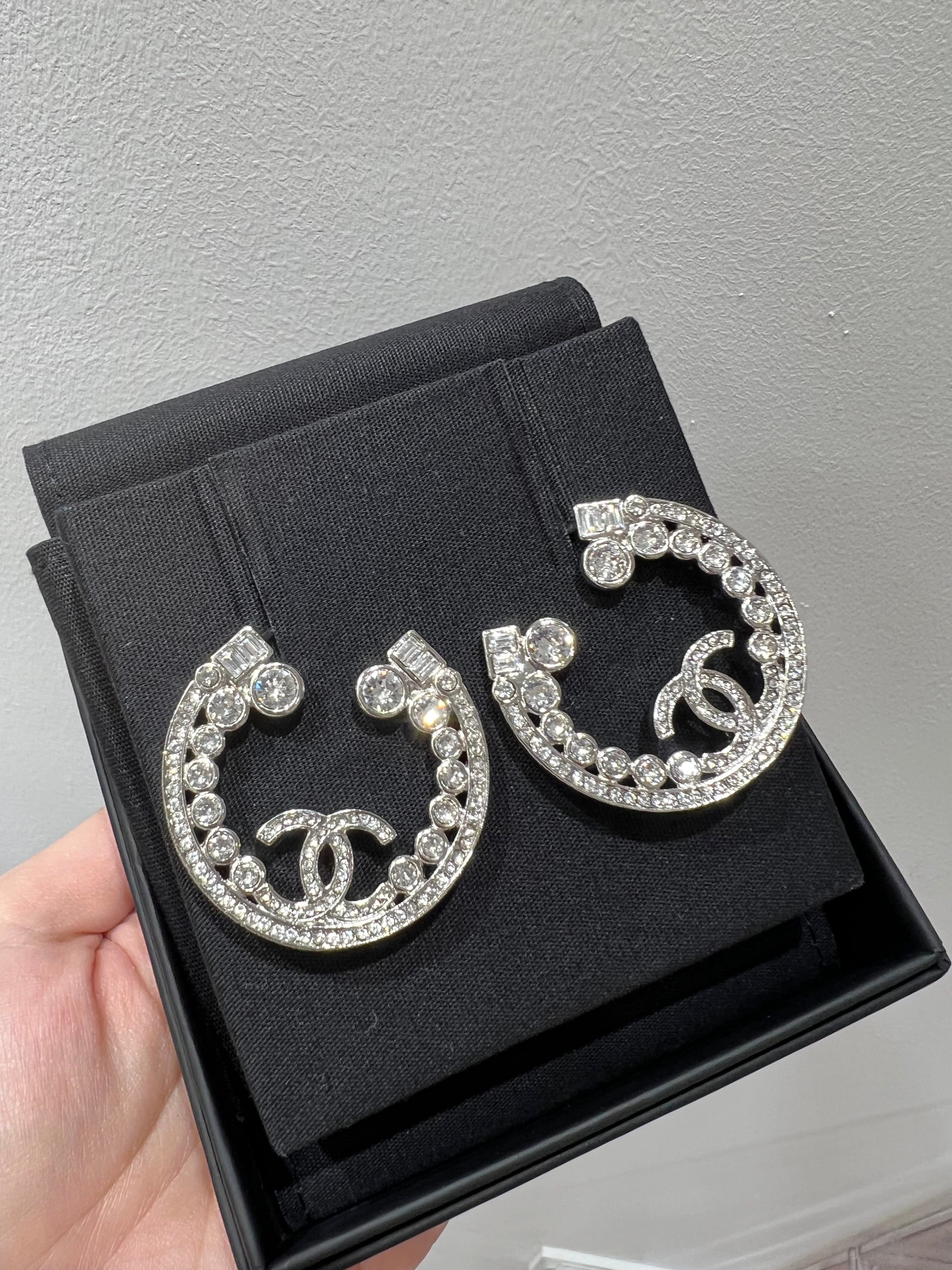 CHANEL CHANEL METAL CRYSTAL  EARRINGS 2000000144825