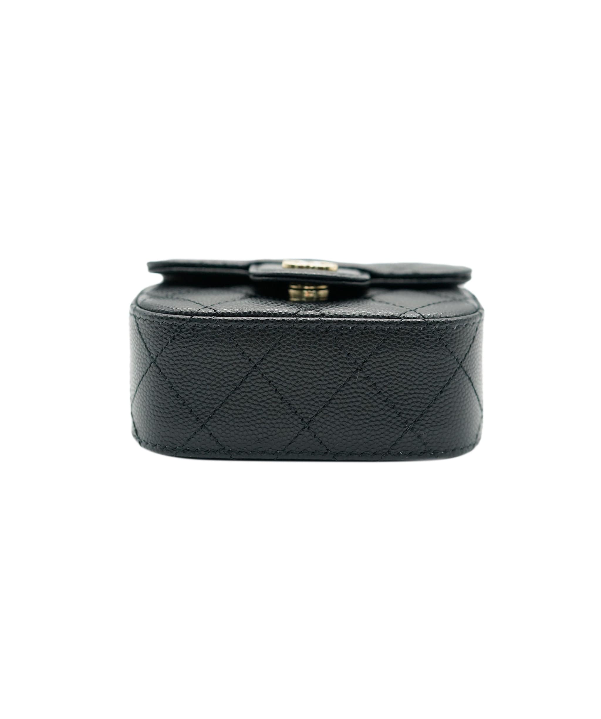 Chanel Chanel mini caviar crossbody ALC0580