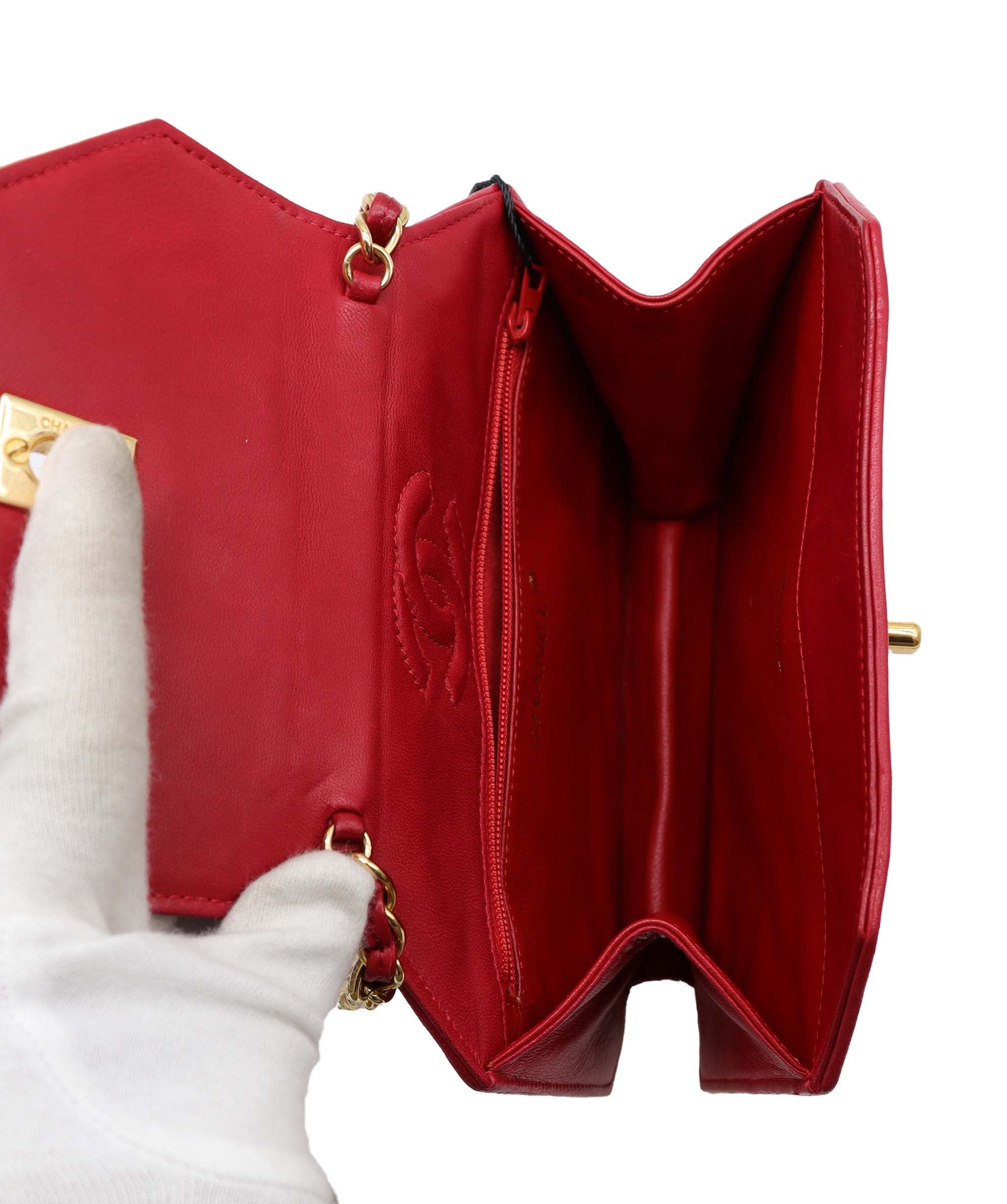 Chanel Chanel Octagon Flap B Red Lambskin C25012096 ASC5860