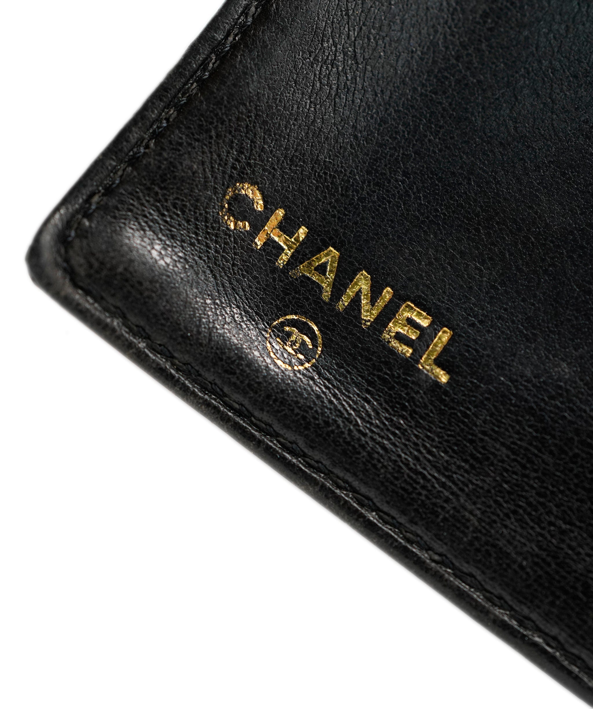 Chanel Chanel patent CC Compact Wallet  ALC0871