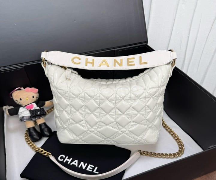 Chanel Chanel Platinum Waxed Leather Lunch Bag (281 Opening, No Card) 22 19414538