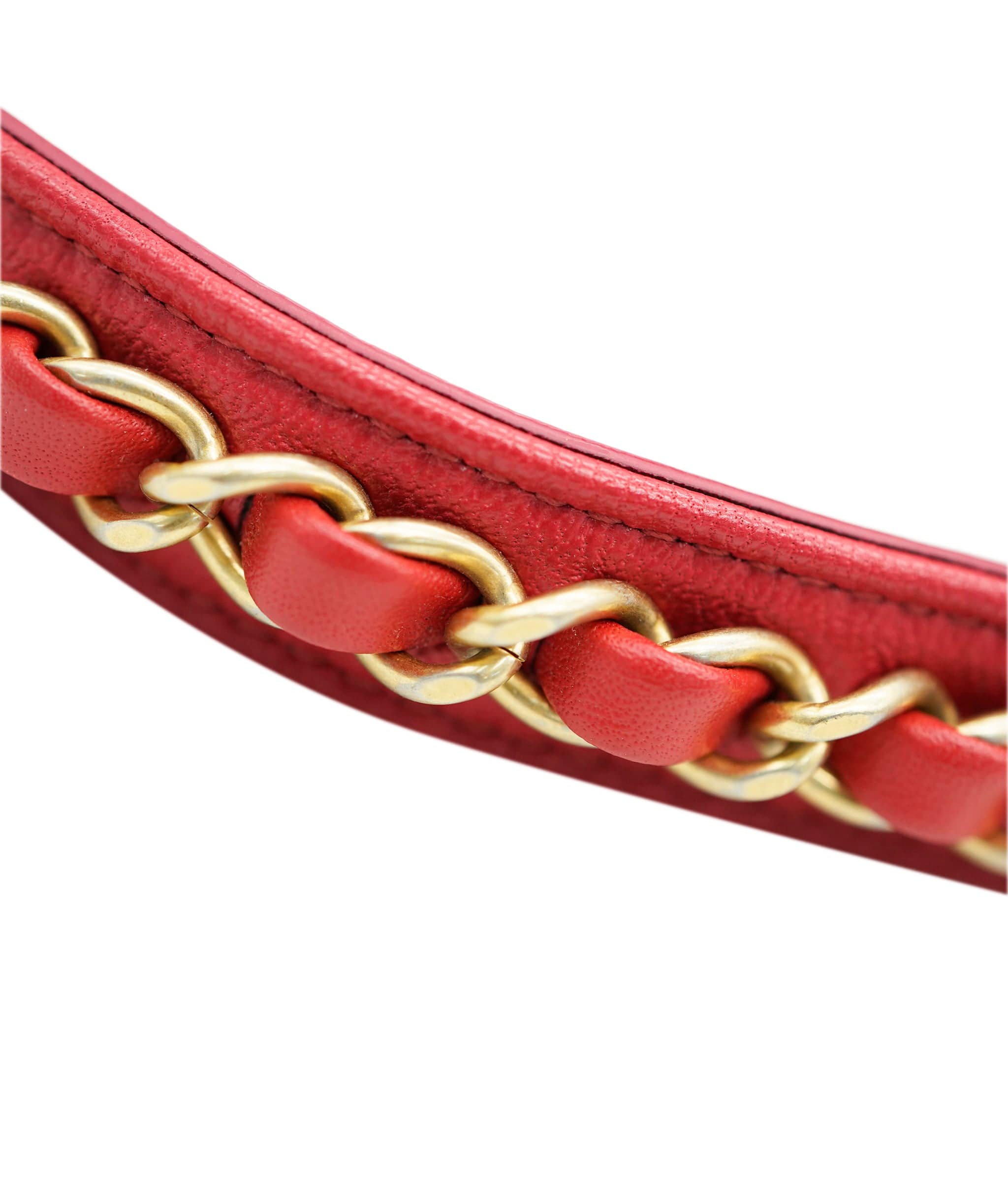 Chanel Chanel Quilted Lambskin Red Infinity Waist Belt Bag ALC1984