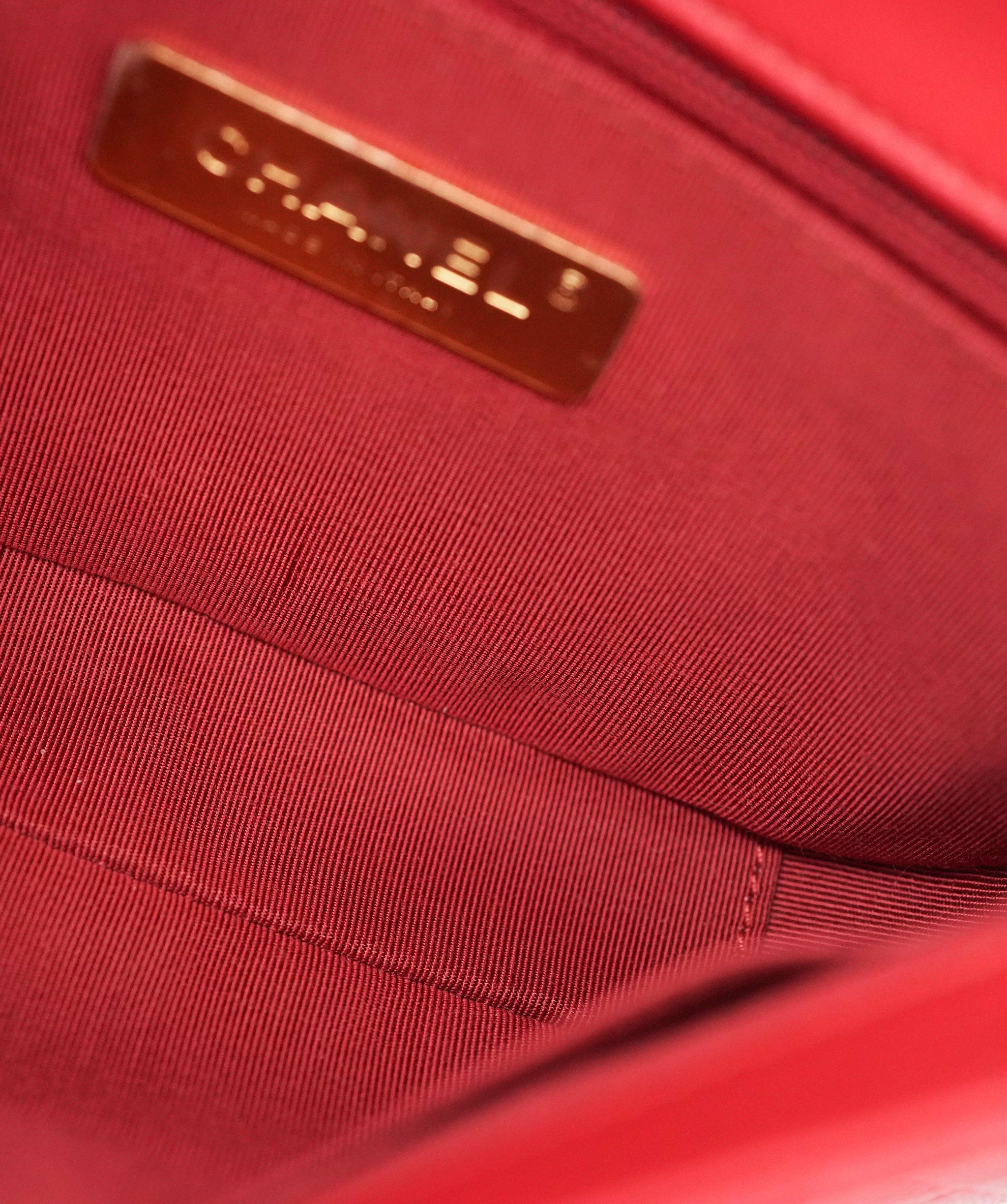 Chanel Chanel Quilted Lambskin Red Infinity Waist Belt Bag ALC1984