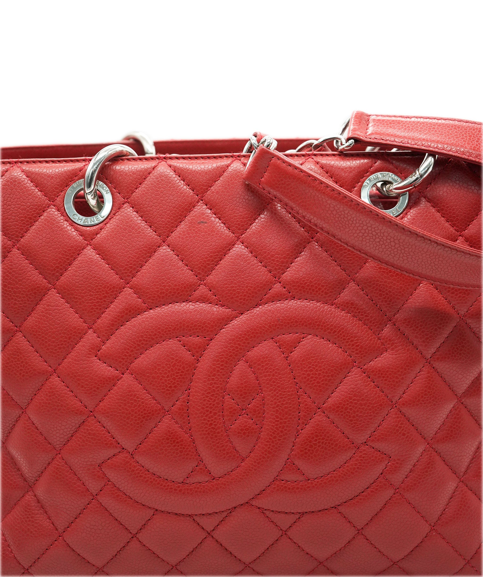 Chanel Chanel red caviar SHW GST AVC2106