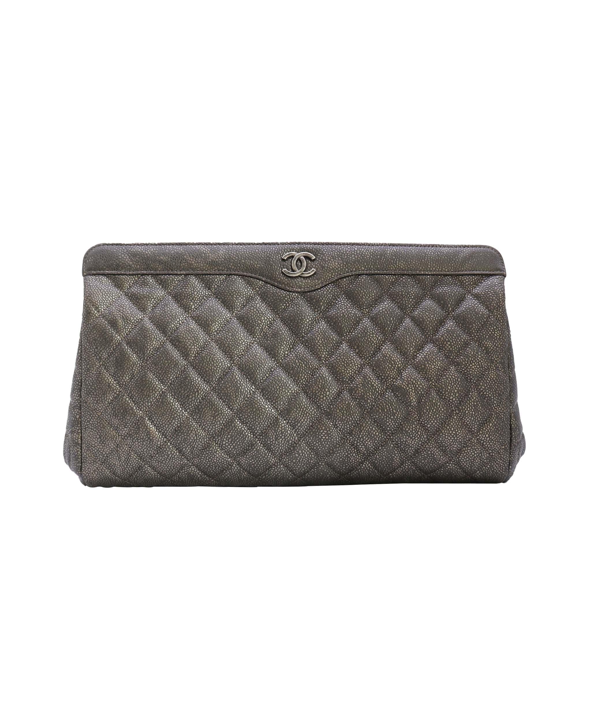 Chanel Chanel Silver Caviar Clutch DXBK0002