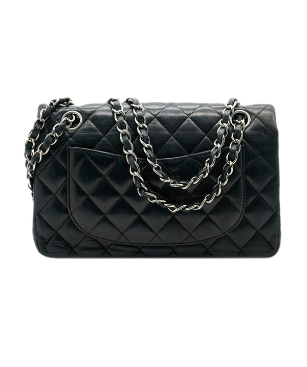 Chanel Secondhand Bags Switzerland  Exclusive Chanel assortment