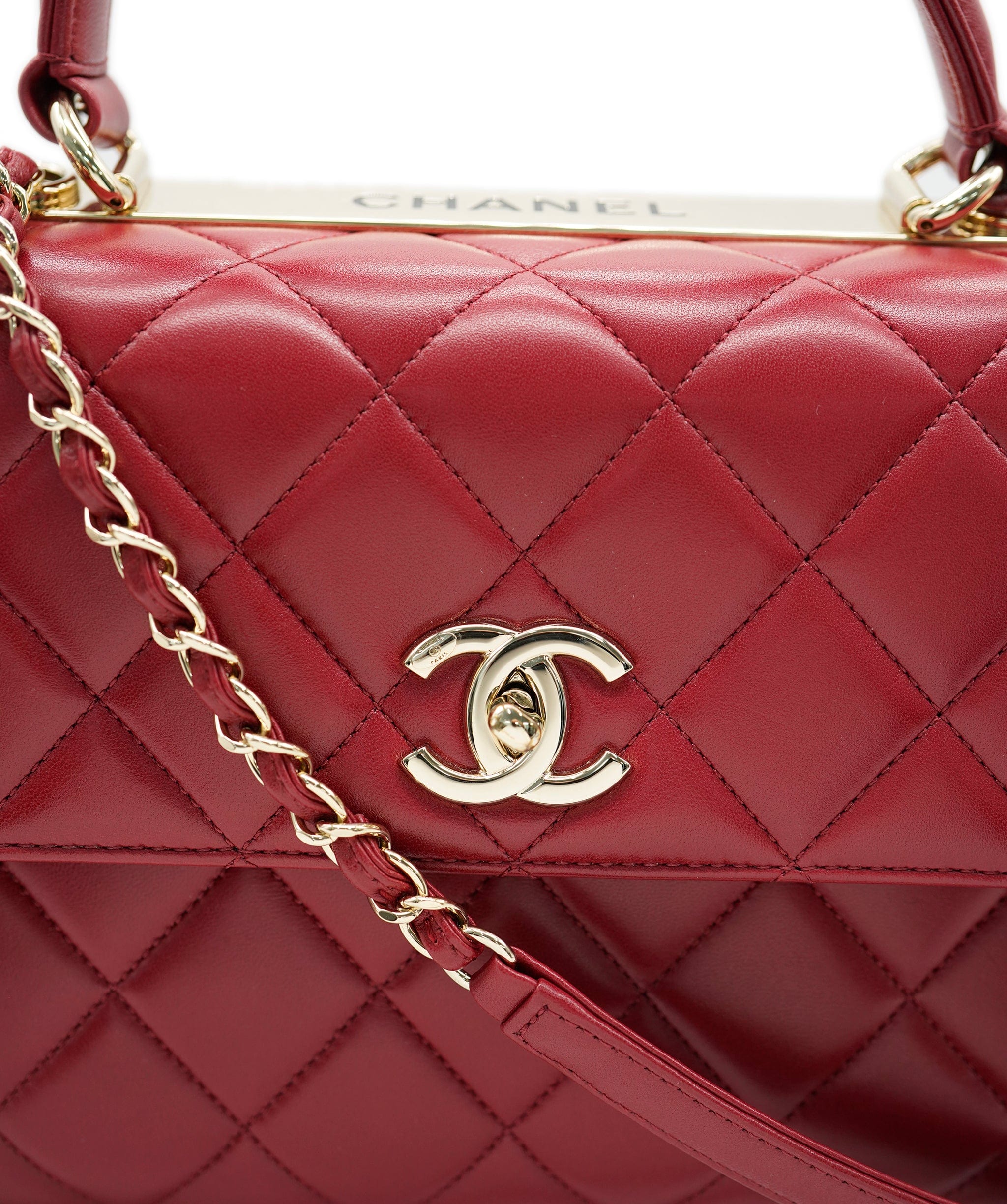 Chanel Chanel trendy large in cherry red GHW AGL2413