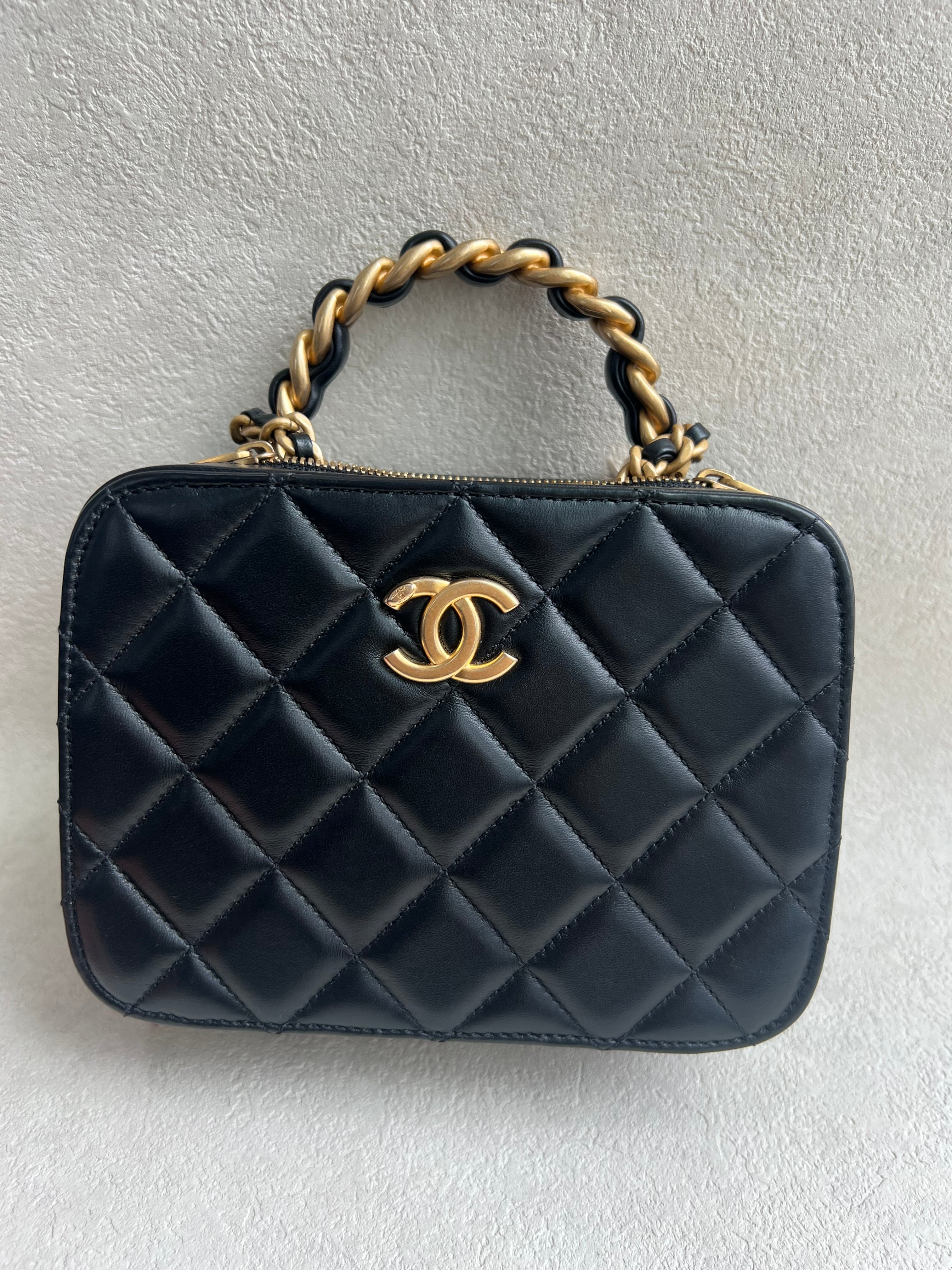 Chanel Chanel Vanity Chain Handle Black Lambskin MGHW