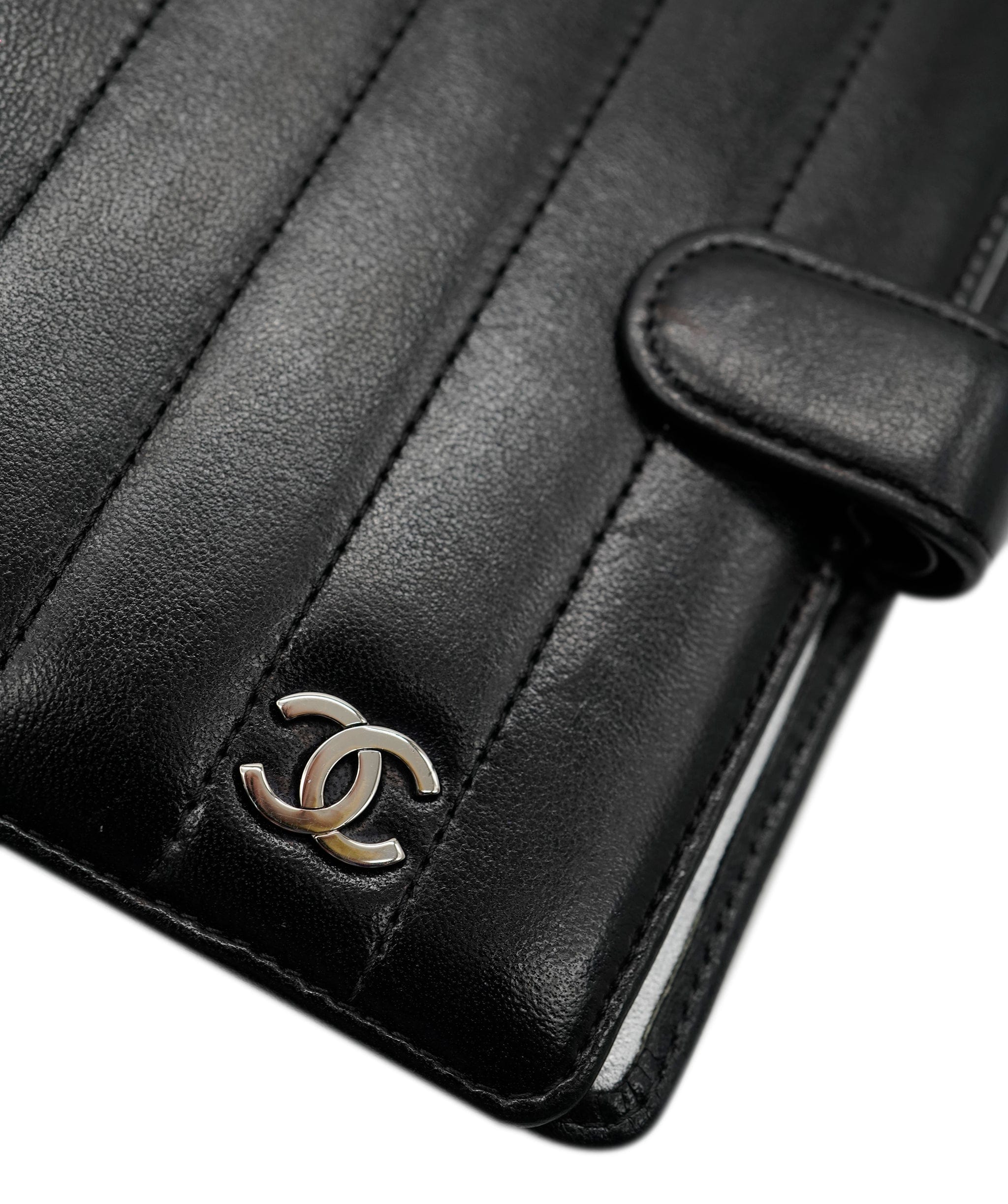 Chanel Chanel Vertical Agenda  ALC0873