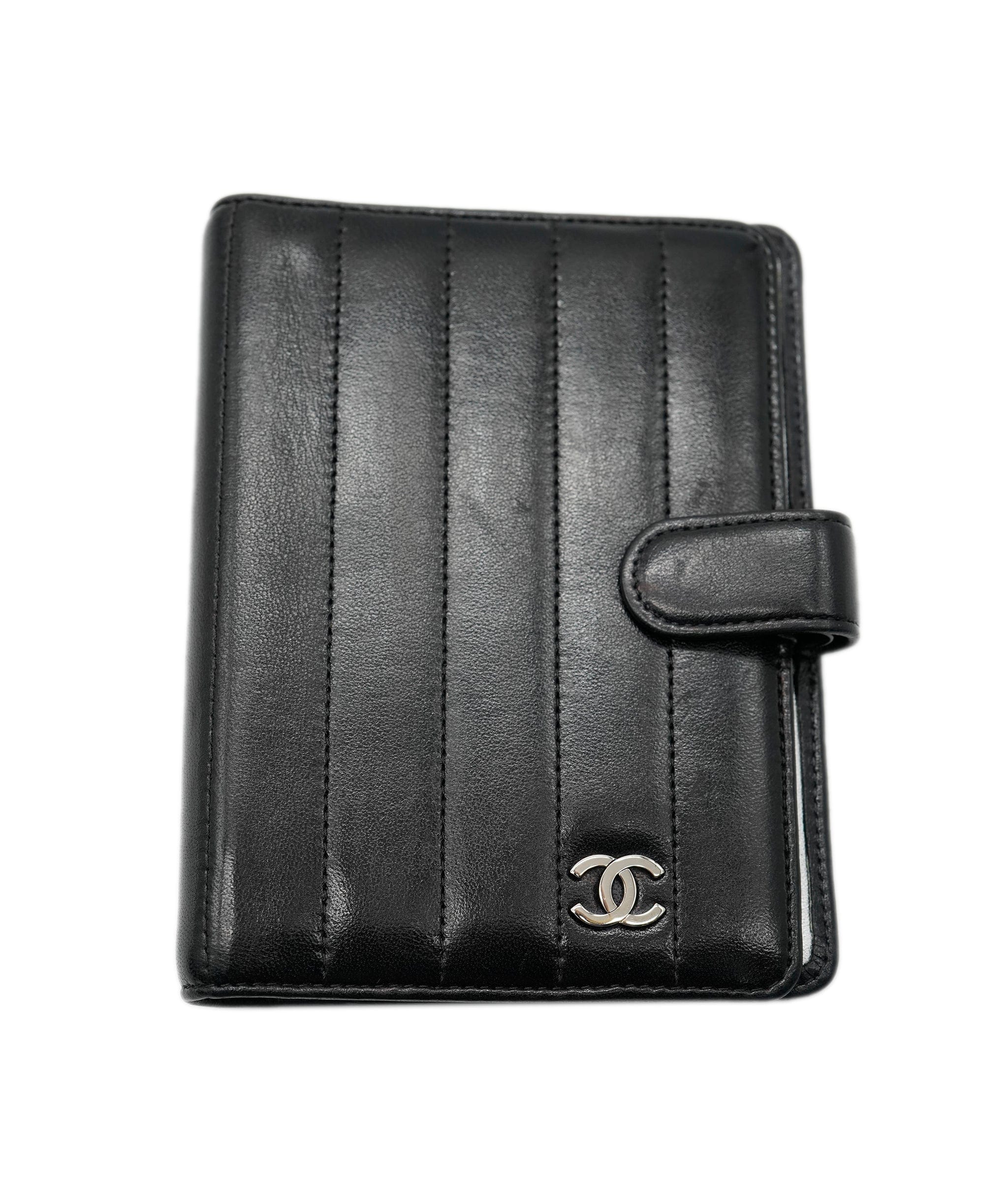 Chanel Chanel Vertical Agenda  ALC0873