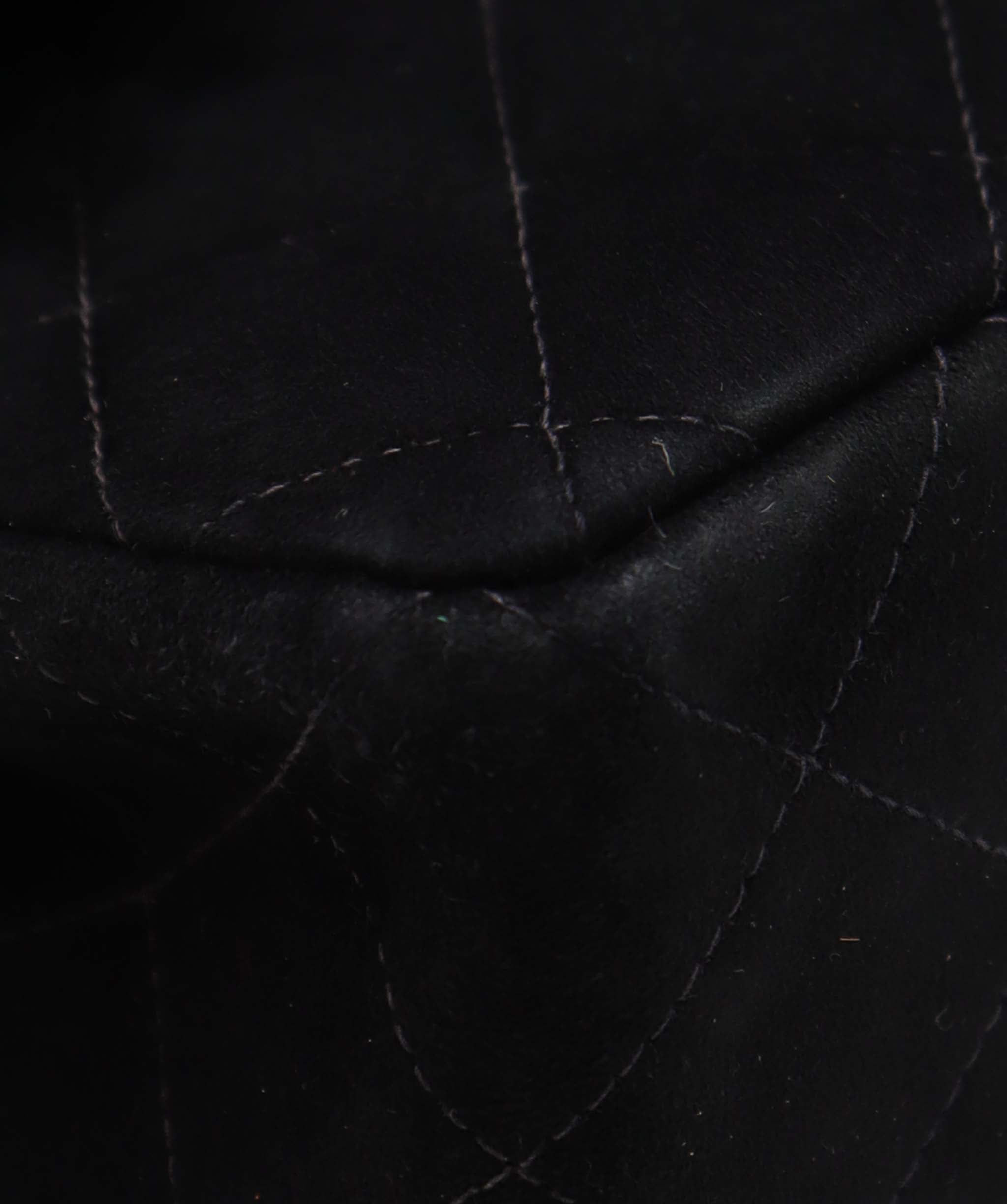 Chanel CHANEL VINTAGE CLASSIC FLAP MEDIUM CHAIN SHOULDER BAG BLACK SUEDE DXBS3462