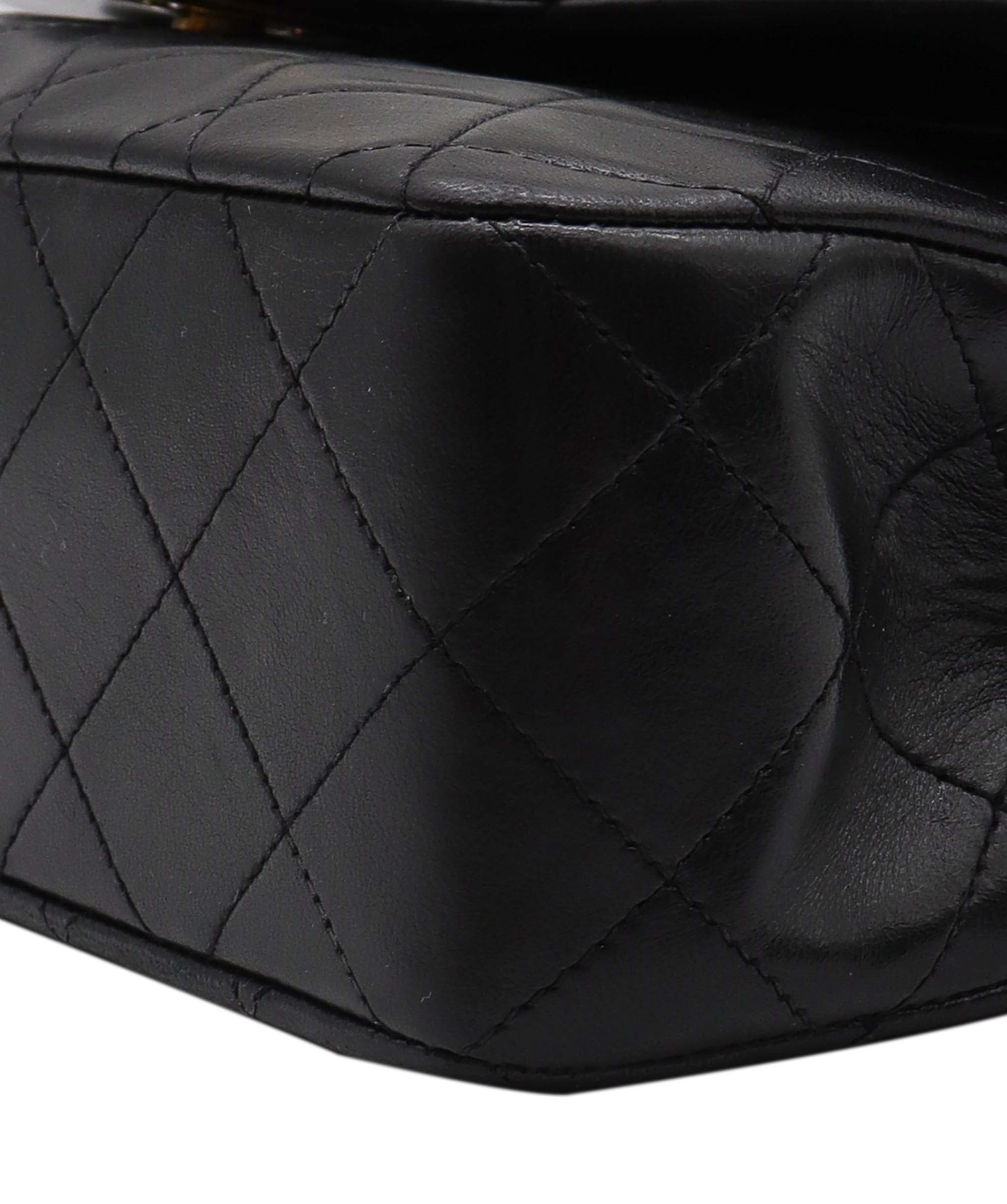 Chanel CHANEL VINTAGE CLASSIC FLAP SMALL CHAIN SHOULDER BAG BLACK LAMB SKIN  DXBS0955