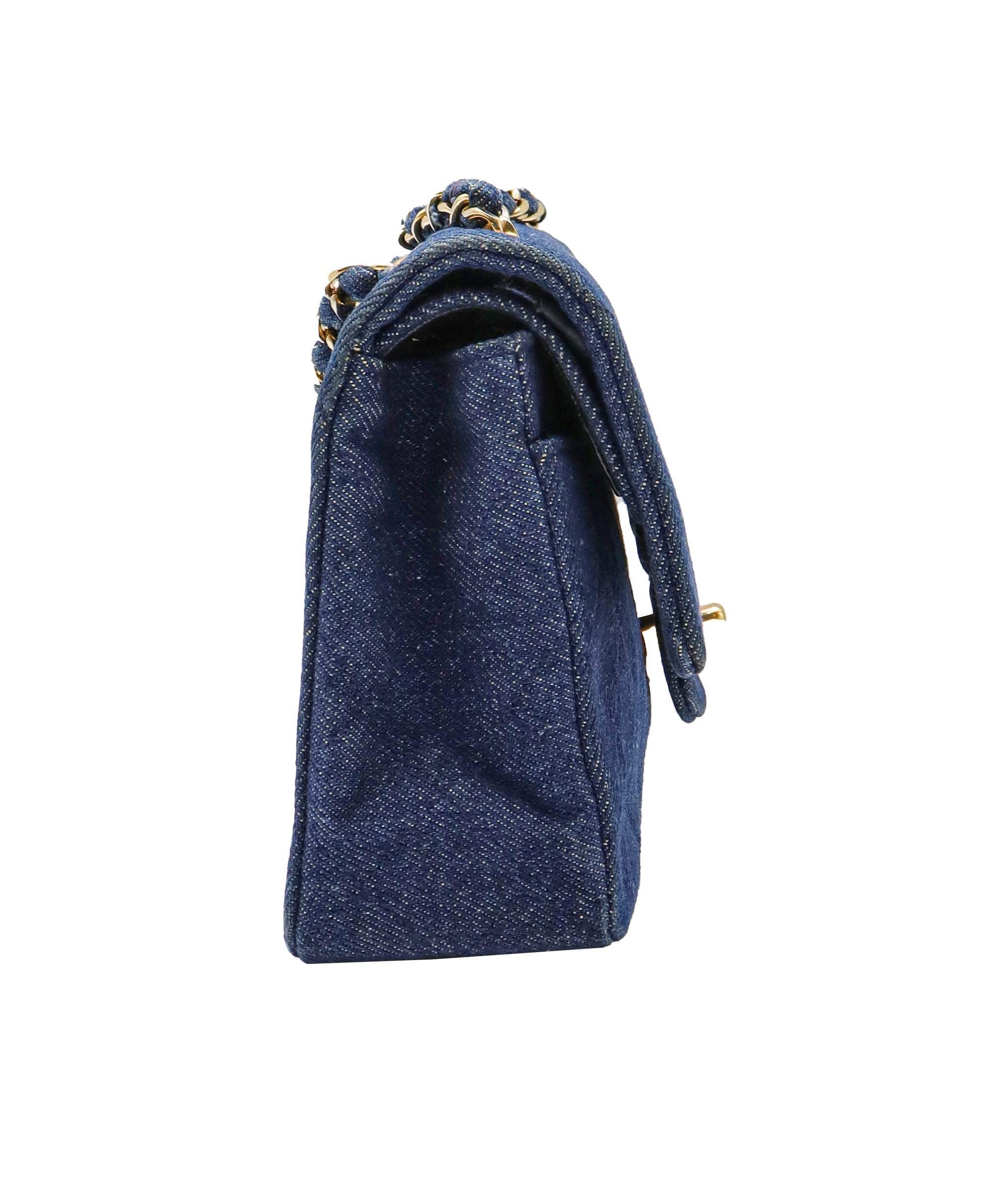 Chanel CHANEL VINTAGE CLASSIC FLAP SMALL CHAIN SHOULDER BAG BLUE DENIM 90246350 DXBS0596