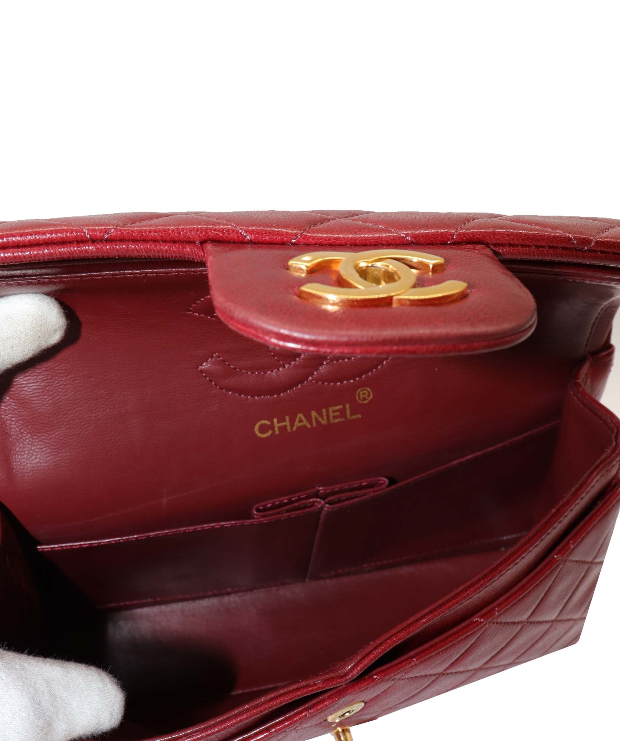 Chanel CHANEL VINTAGE CLASSIC FLAP SMALL CHAIN SHOULDER BAG RED LAMB SKIN 90247190 DXBS0600