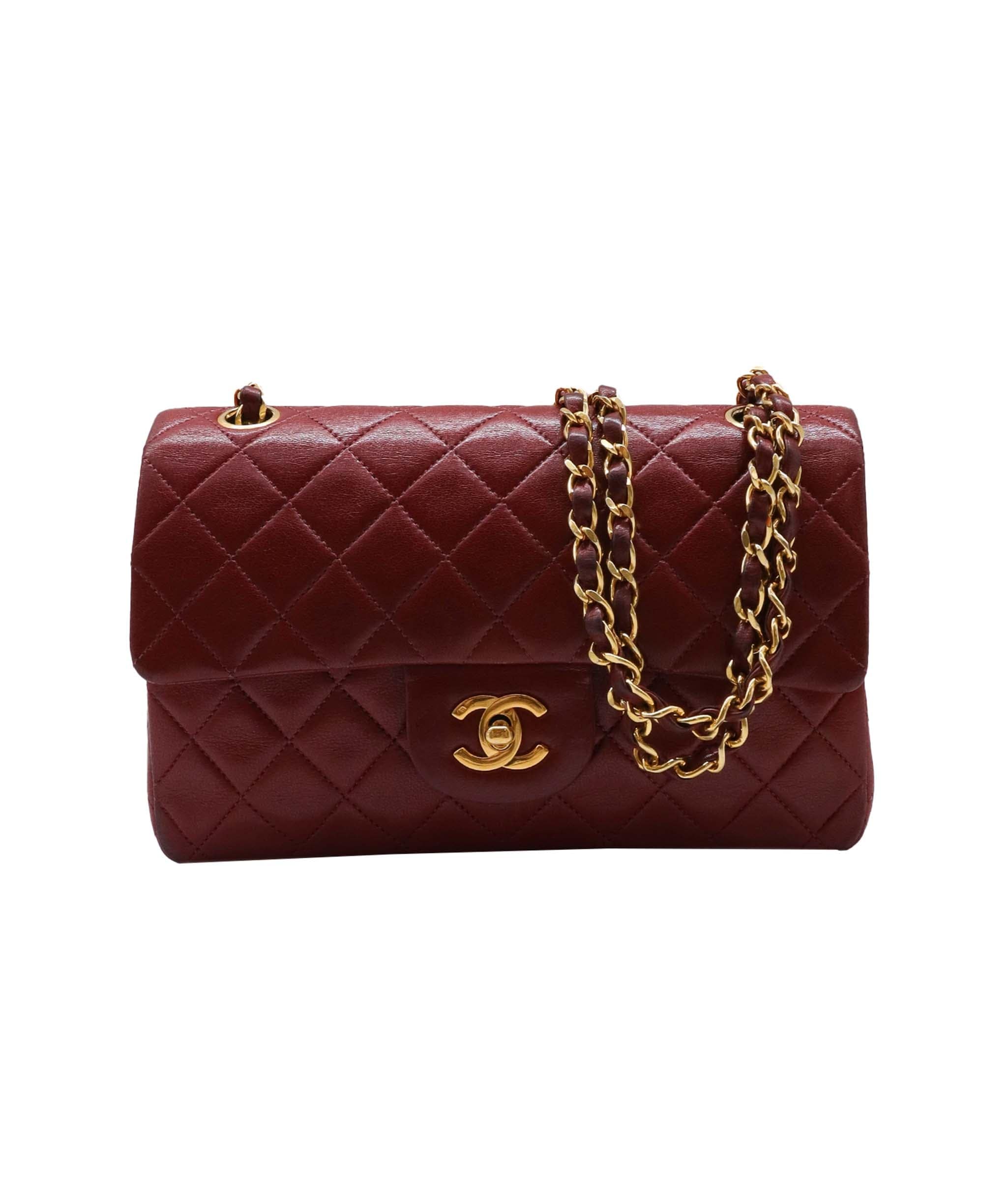 Chanel CHANEL VINTAGE CLASSIC FLAP SMALL CHAIN SHOULDER BAG RED LAMB SKIN 90247190 DXBS0600