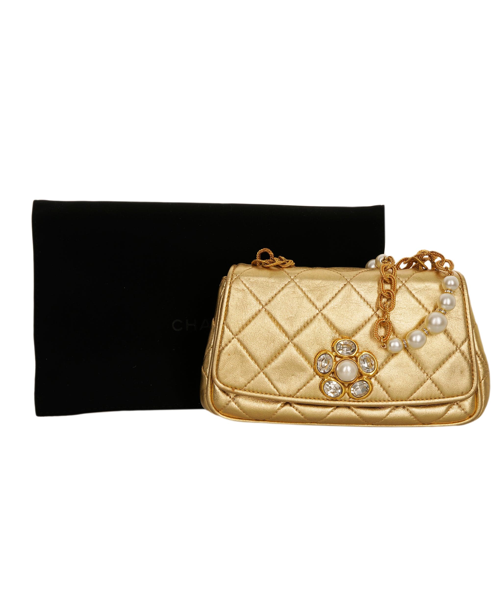 Chanel Chanel Vintage Gripoix Gold Lambskin Pearl Bag ALC2704