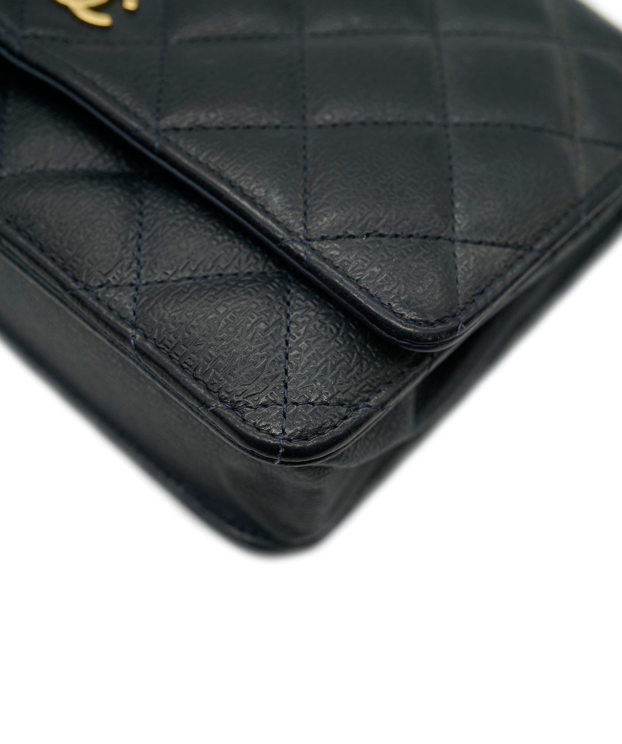 Chanel Chanel Wallet On Chain With Embossed CHANEL Logo GHW ALC2609