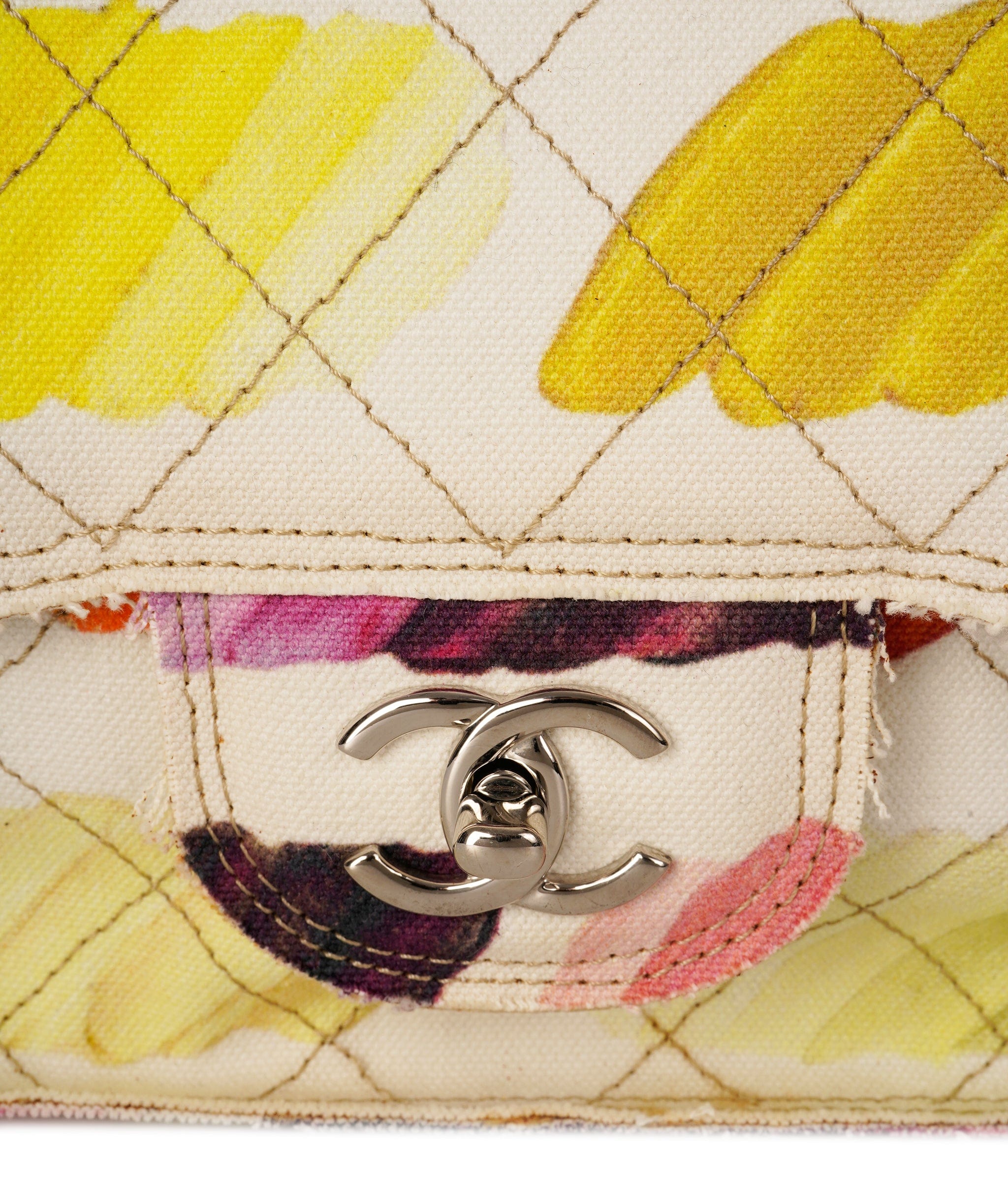 Chanel Chanel White Canvas with Multicoloured Pattern - DBXS1762