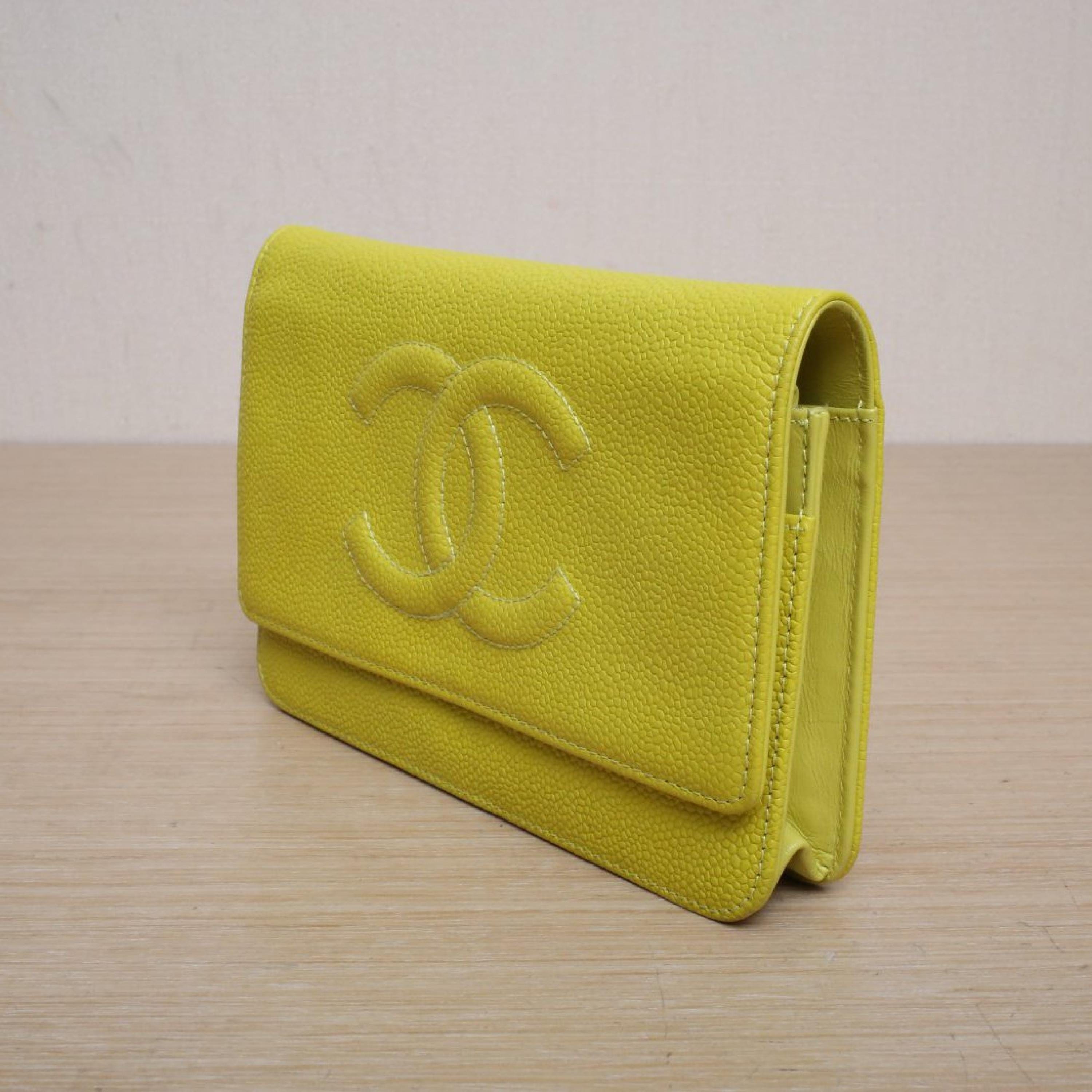 Chanel Chanel Yellow lychee leather C 19k silver buckle double C WOC series large logo flap shoulder bag
No accessories ALC3157