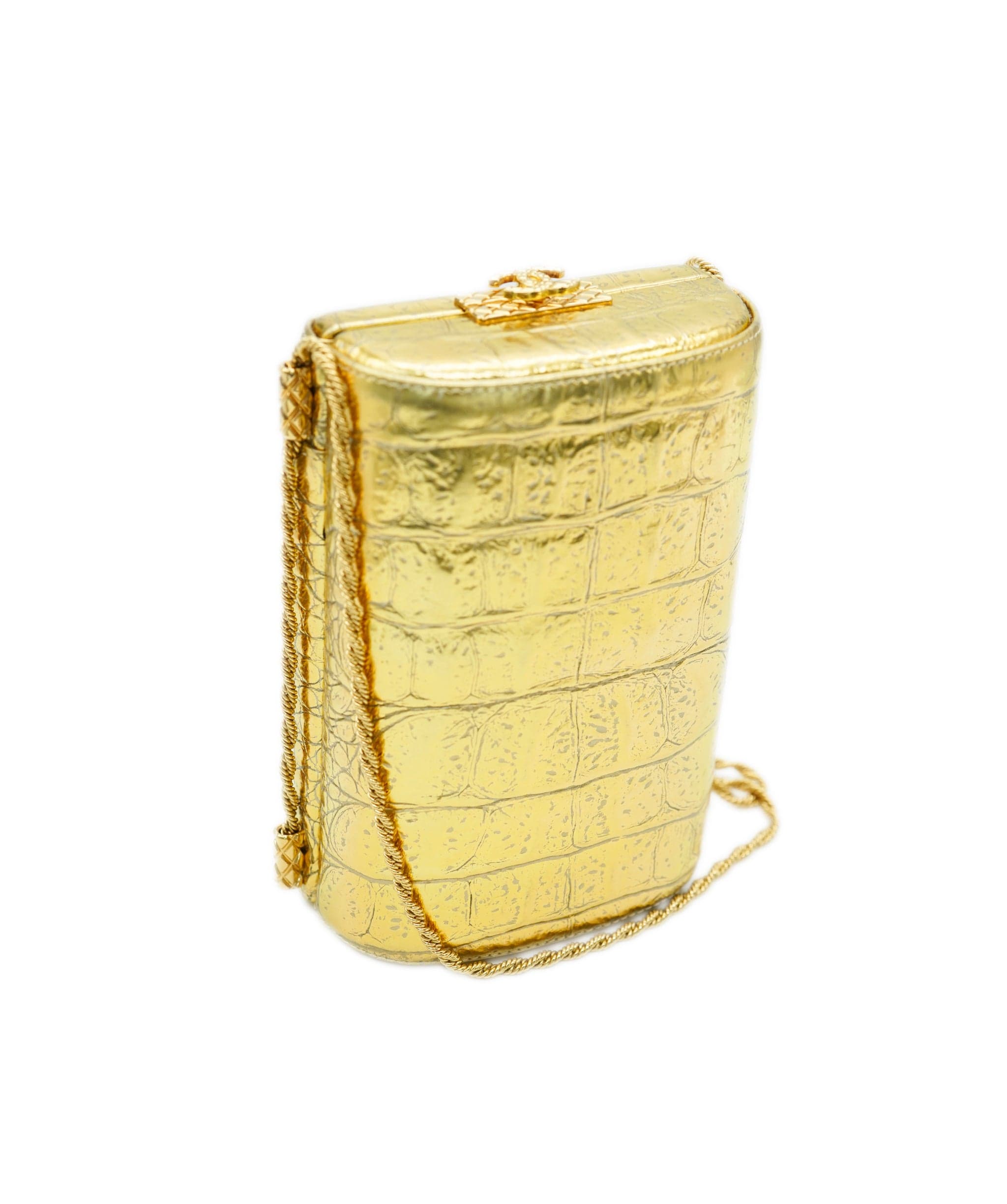 Chanel *COLLECTOR'S PIECE* CHANEL GOLD CROC EMBOSSED VANITY CASE BAG IN CALFSKIN LEATHER WITH GOLD HARDWARE DXBS2073