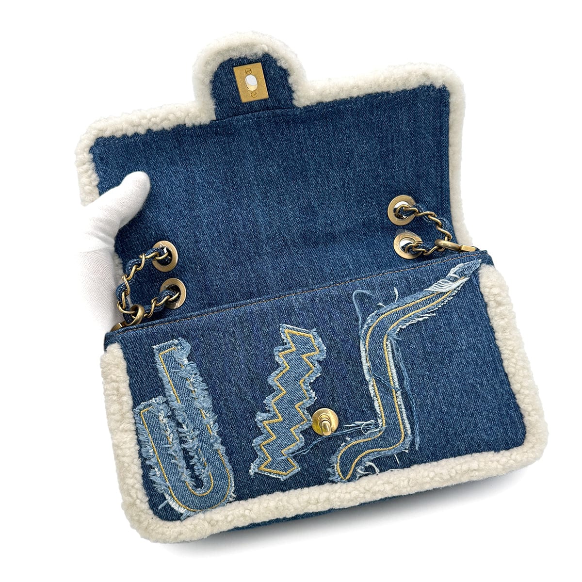 CHANEL CHANEL EGYPT LINE CHAIN SHOULDER BAG BLUE DENIM MOUTON 90308984