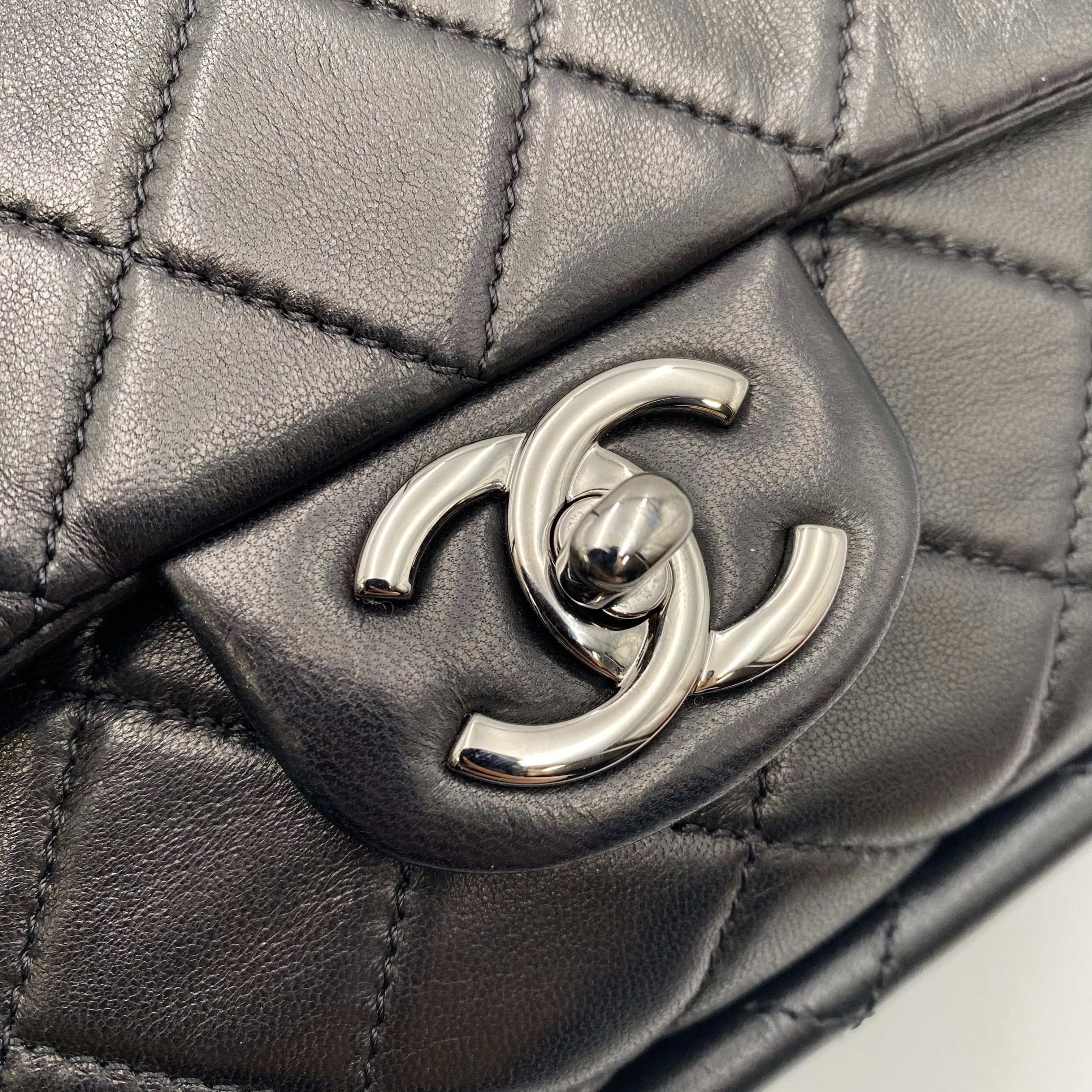 Chanel CHANEL HULA HOOP CROSS HAND BAG BLACK LAMB SKIN 90219238