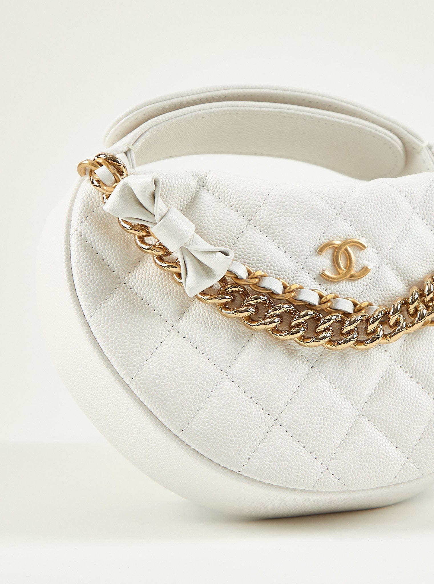 Chanel CHANEL MINI LOOP CHANGE PURSE WITH CHAINS WHITE Caviar Leather with Gold-Tone Hardware