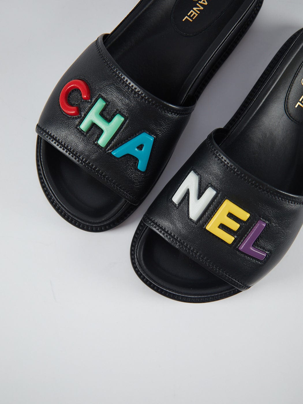 Chanel CHANEL SLIDE SANDALS Black with Multicolour Logo - Size 37