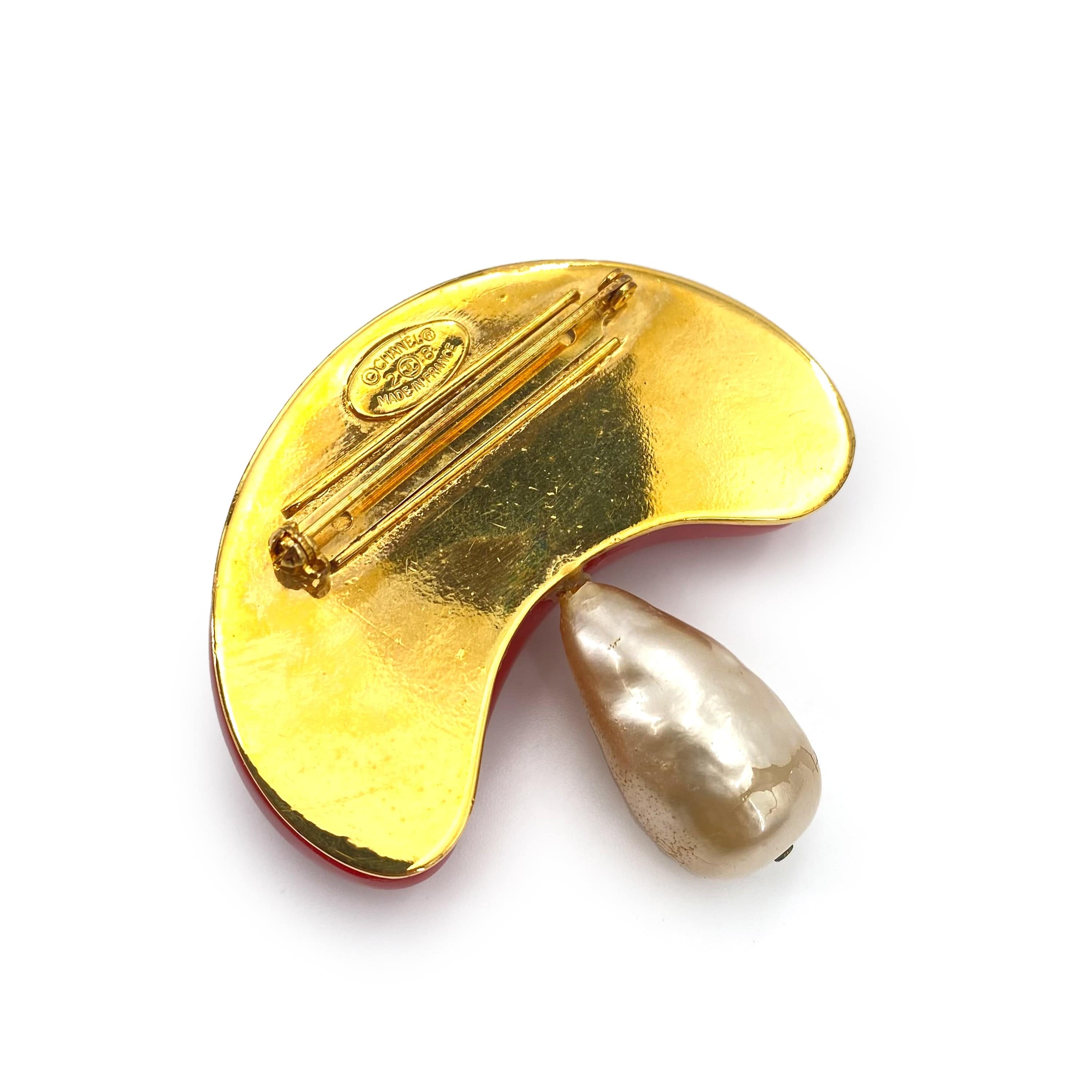 Chanel CHANEL VINTAGE BROACH COCOMARK MUSHROOM MOTIF RED FAKEPEARL ACCESSORY 2/8 90242333