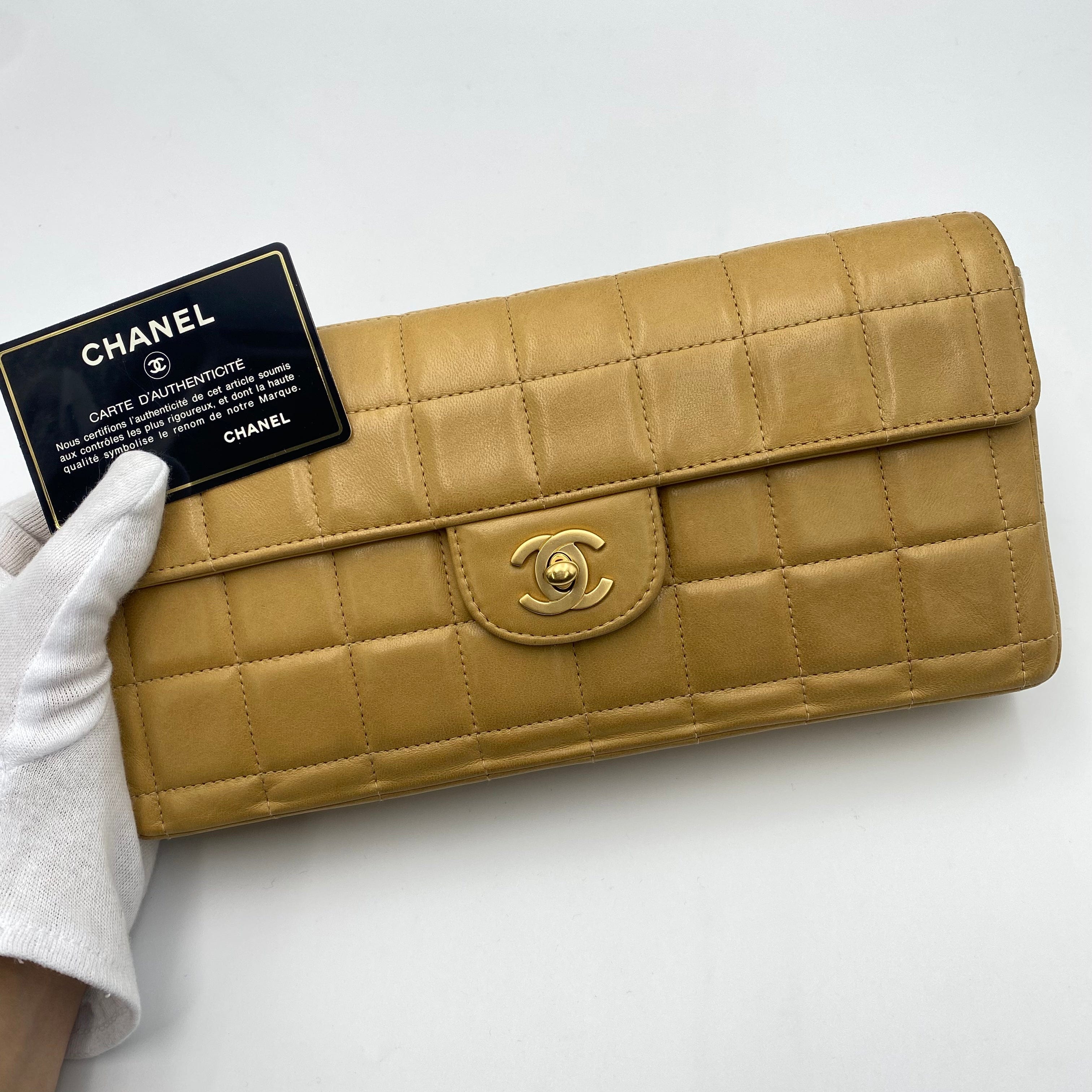 Chanel CHANEL VINTAGE CHOCOLATE BAR CHAIN SHOULDER BAG BEIGE LAMB SKIN 90168521