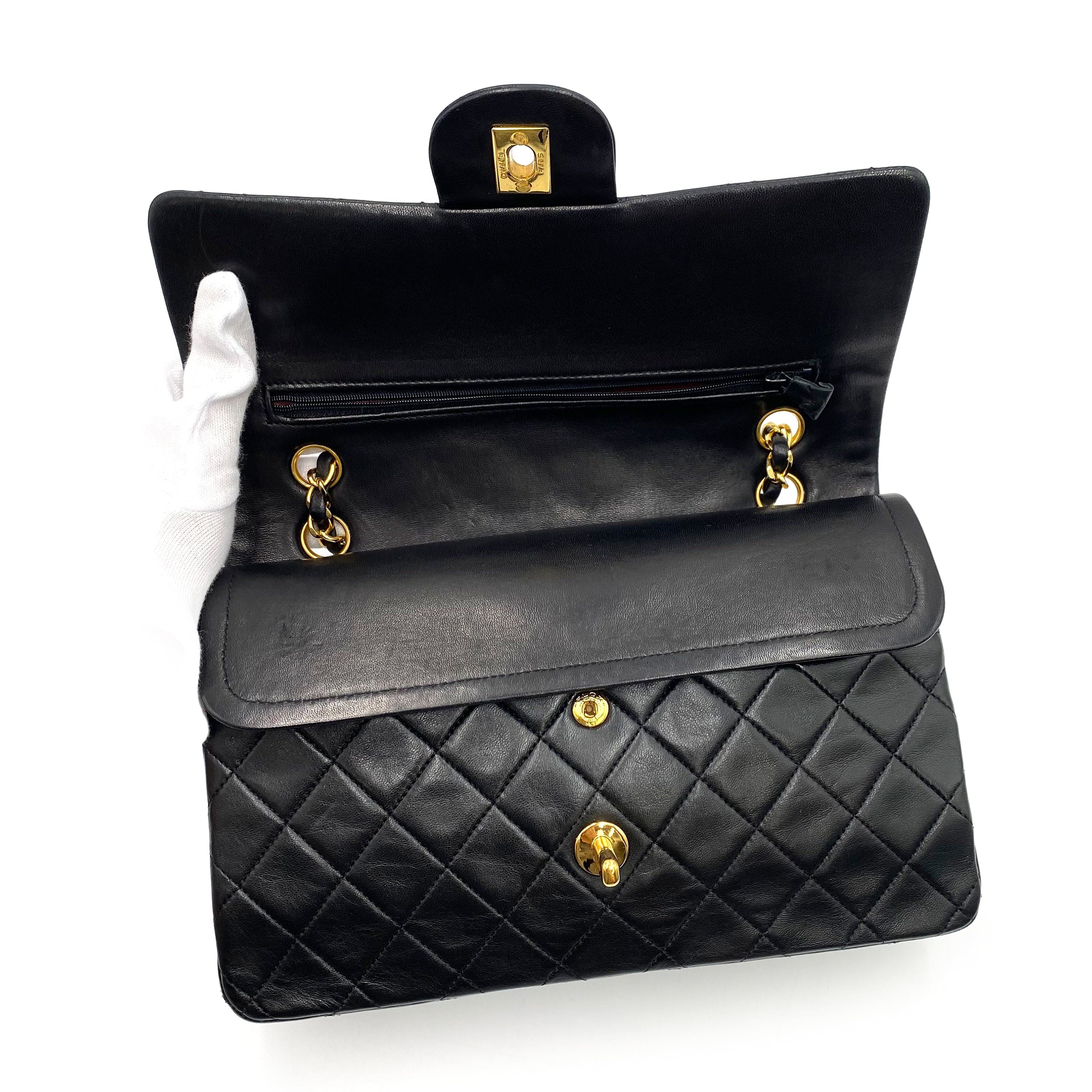 Chanel Chanel Vintage Classic Flap Medium Black Lambskin GHW #1 90235828