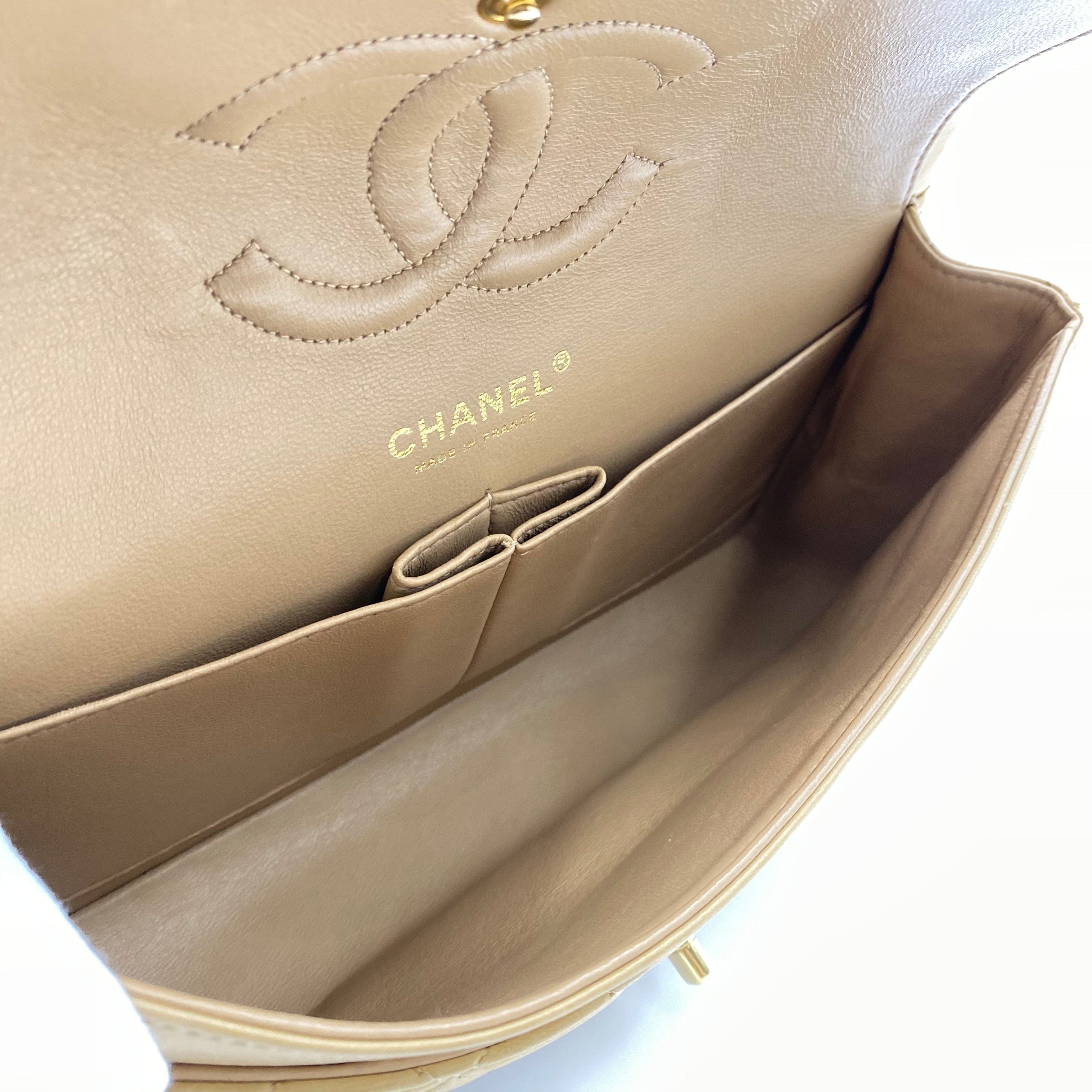 chanel CHANEL VINTAGE CLASSIC FLAP MEDIUM CHAIN SHOULDER BAG BEIGE LAMB SKIN 90188212