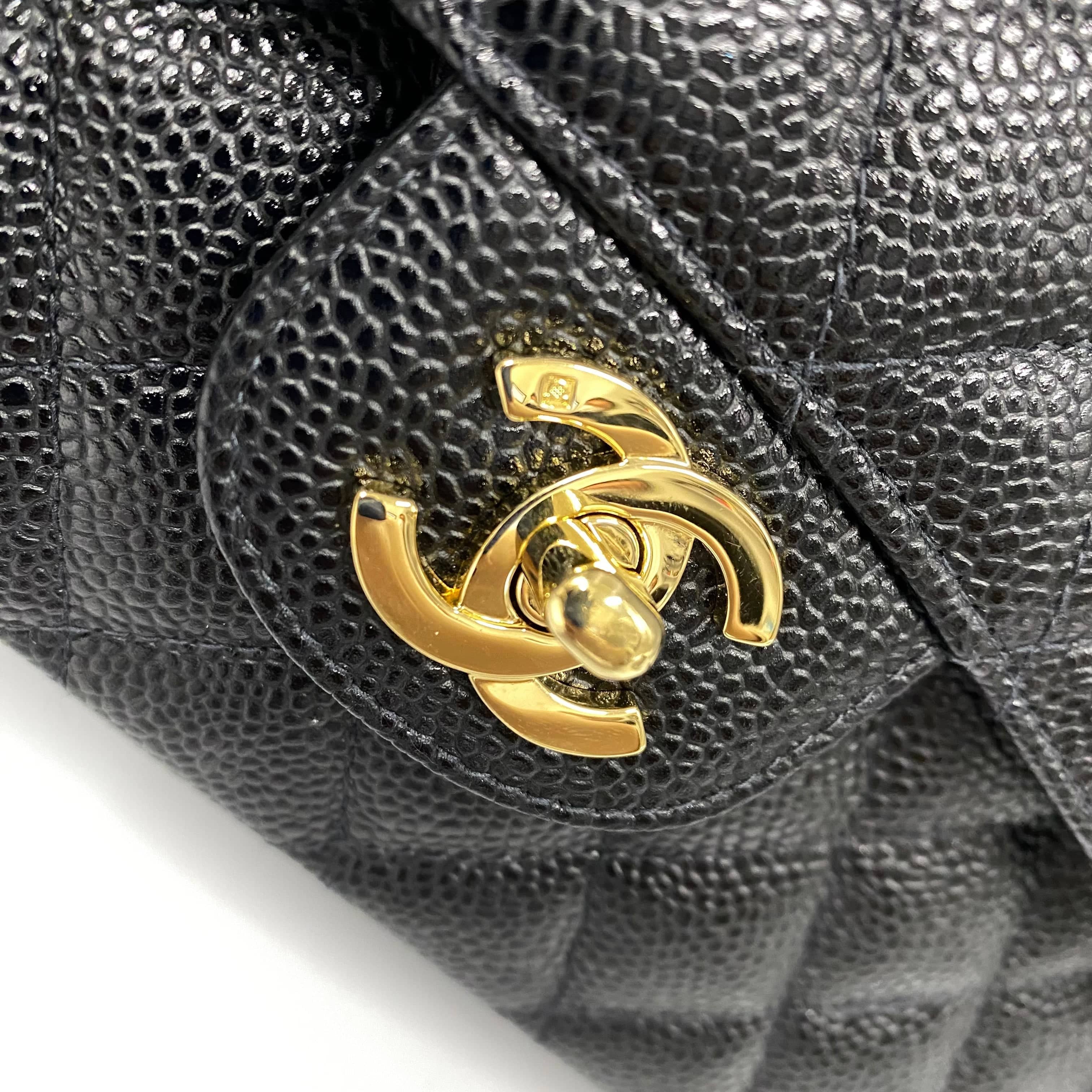 Chanel CHANEL VINTAGE CLASSIC FLAP MEDIUM CHAIN SHOULDER BAG BLACK CAVIAR SKIN