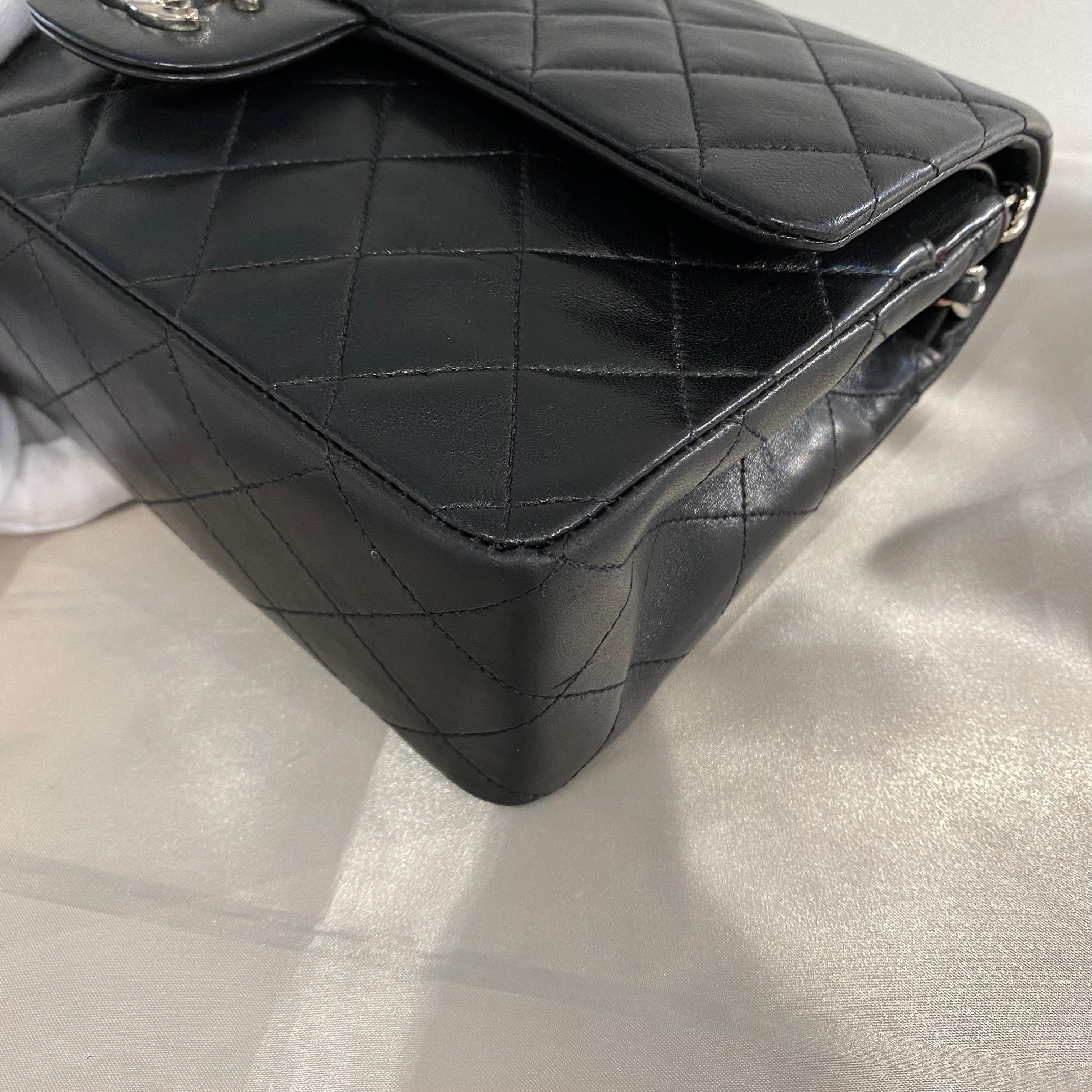 Chanel CHANEL VINTAGE CLASSIC FLAP MEDIUM CHAIN SHOULDER BAG BLACK LAMB SKIN SHW 90213690
