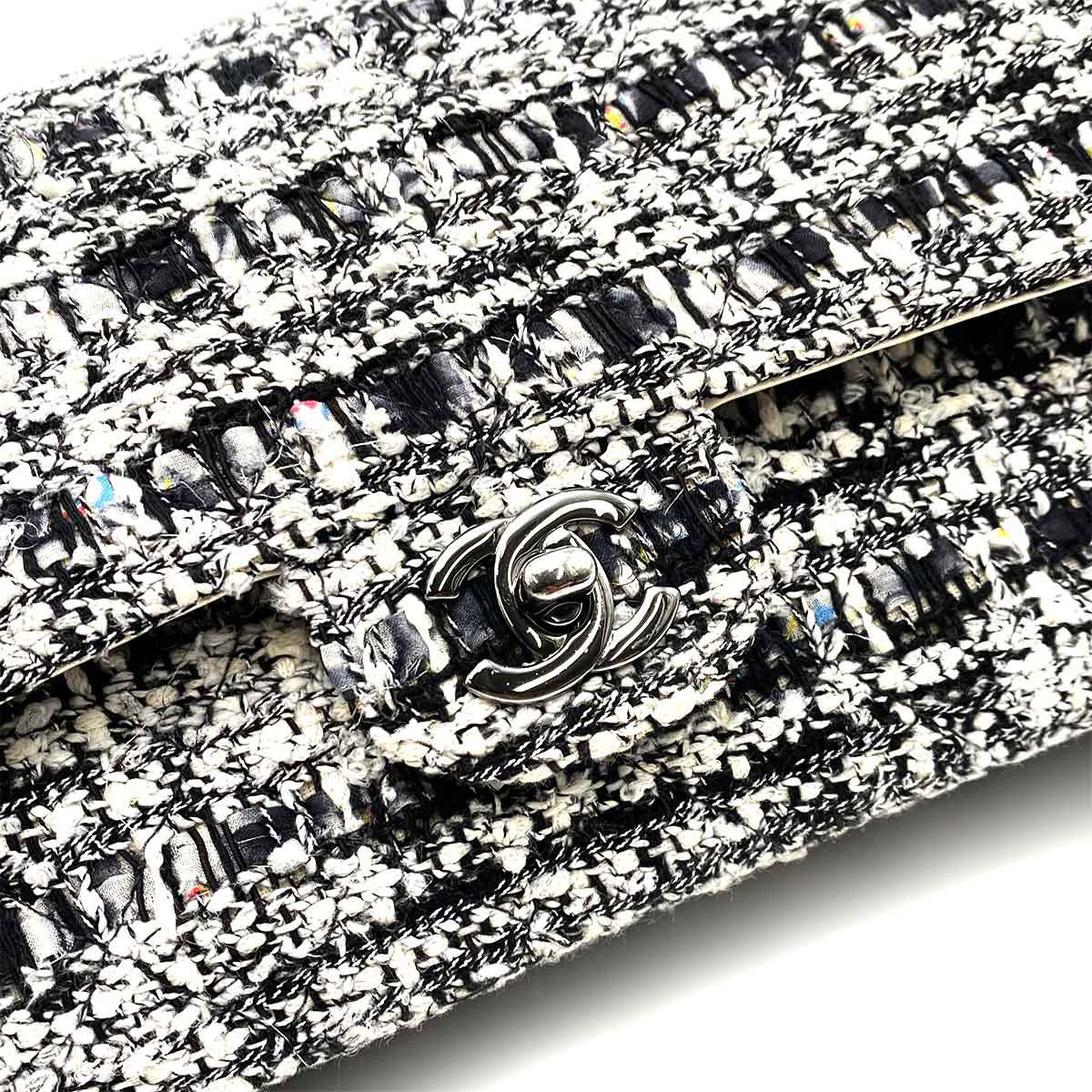 Chanel CHANEL VINTAGE CLASSIC FLAP MEDIUM CHAIN SHOULDER BAG BLACK WHITE TWEED 90225108