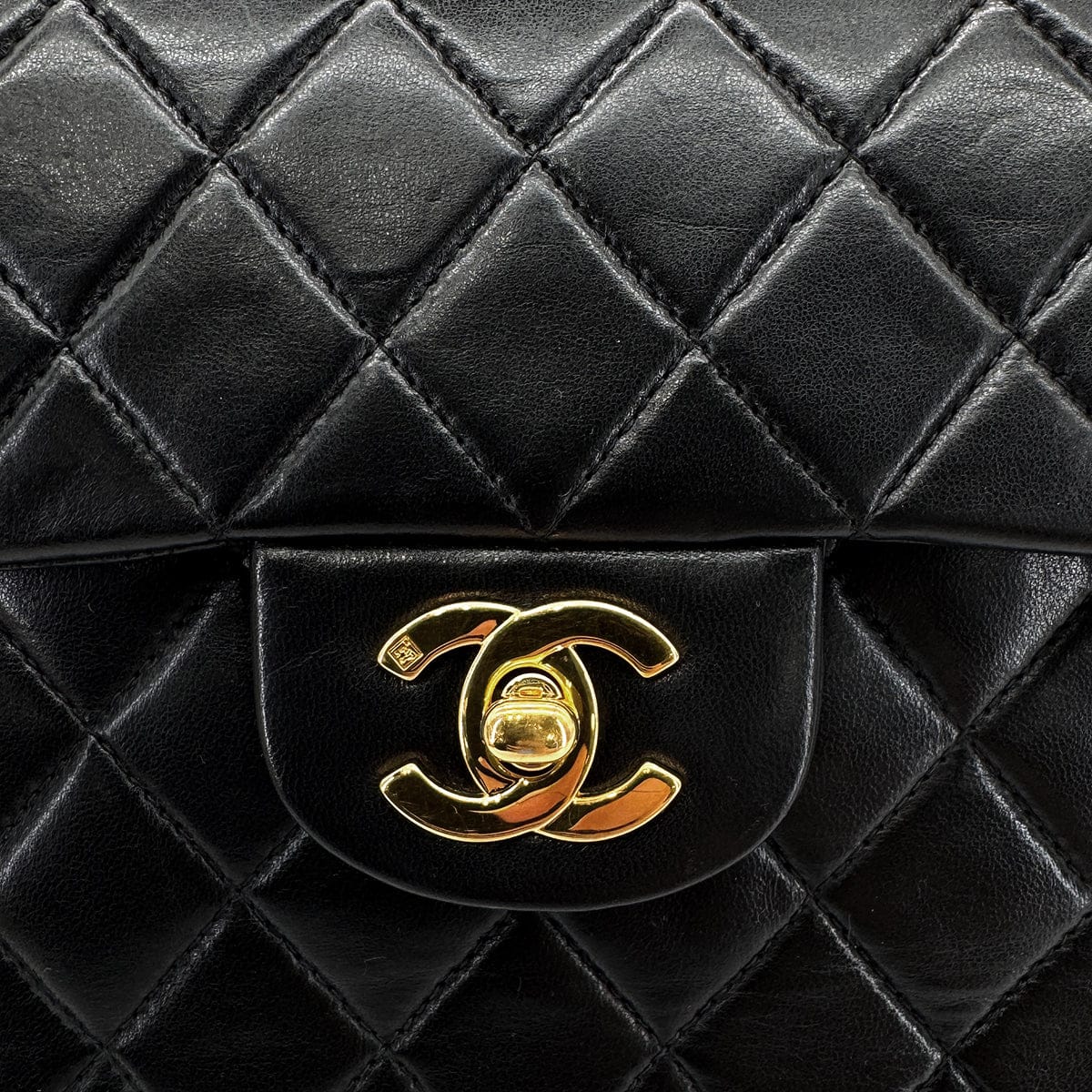 CHANEL CHANEL VINTAGE CLASSIC FLAP SMALL CHAIN SHOULDER BAG BLACK LAMB SKIN 90292741