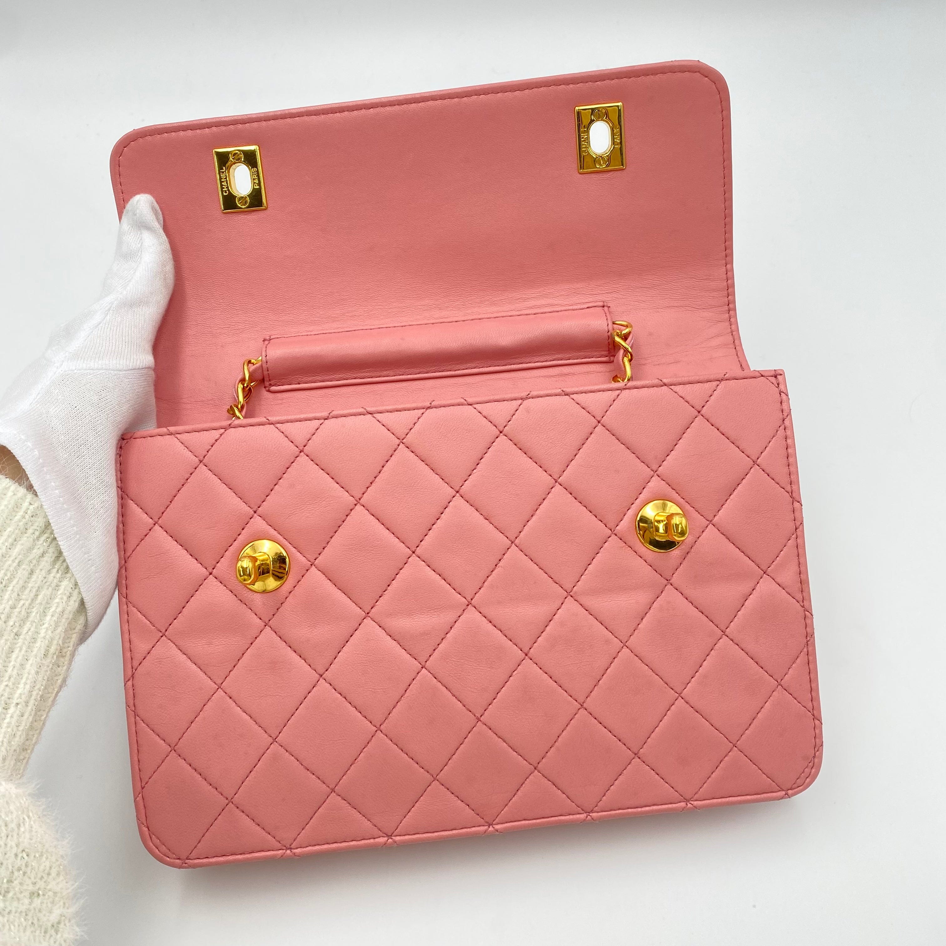 Chanel CHANEL VINTAGE DOUBLE TURN LOCK CHAIN SHOULDER BAG PINK LAMB SKIN 90218037