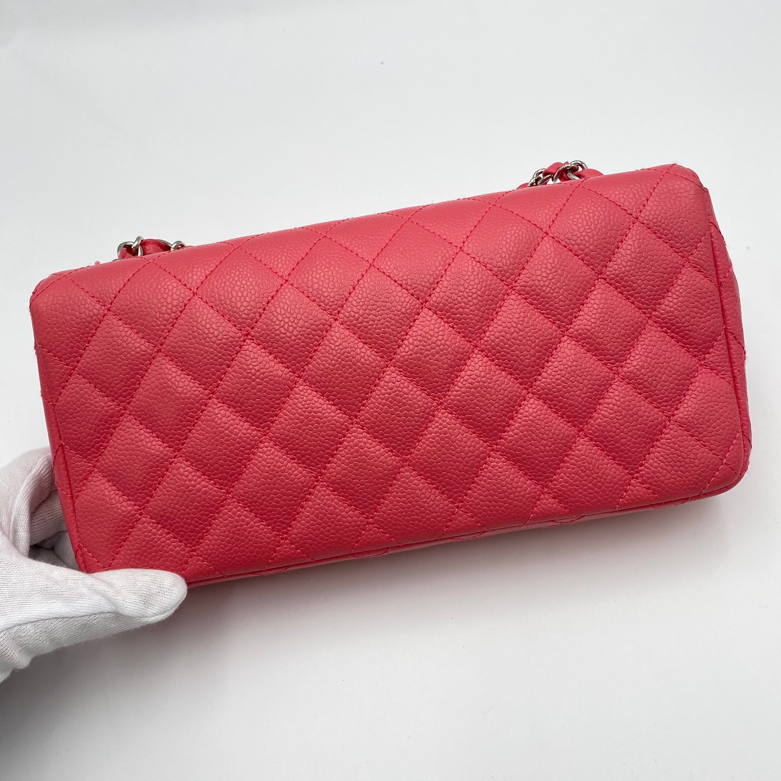 Chanel Chanel Vintage East West Pink Caviar SHW 90219239