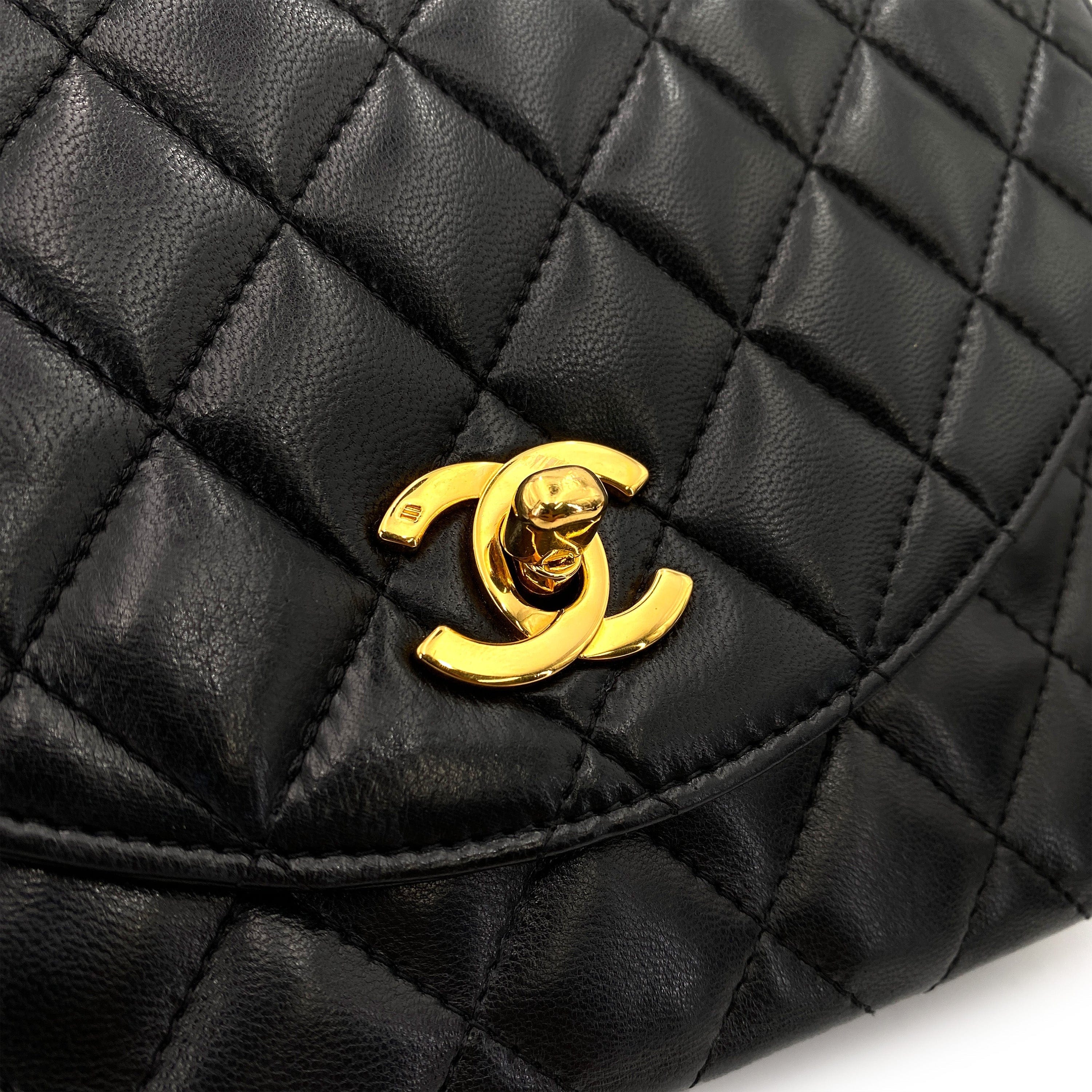 Chanel CHANEL VINTAGE HALF MOON CHAIN SHOULDER BAG BLACK LAMB SKIN 90247132