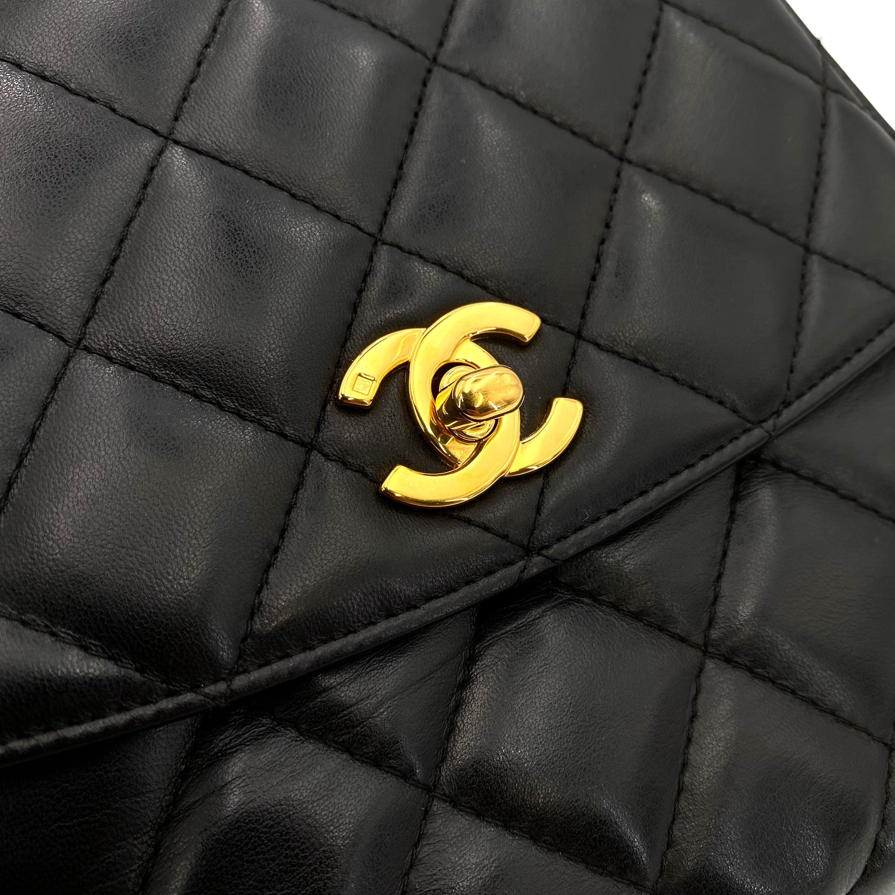 Chanel CHANEL VINTAGE MATELASSE HAND BAG BLACK LAMB SKIN 90242116