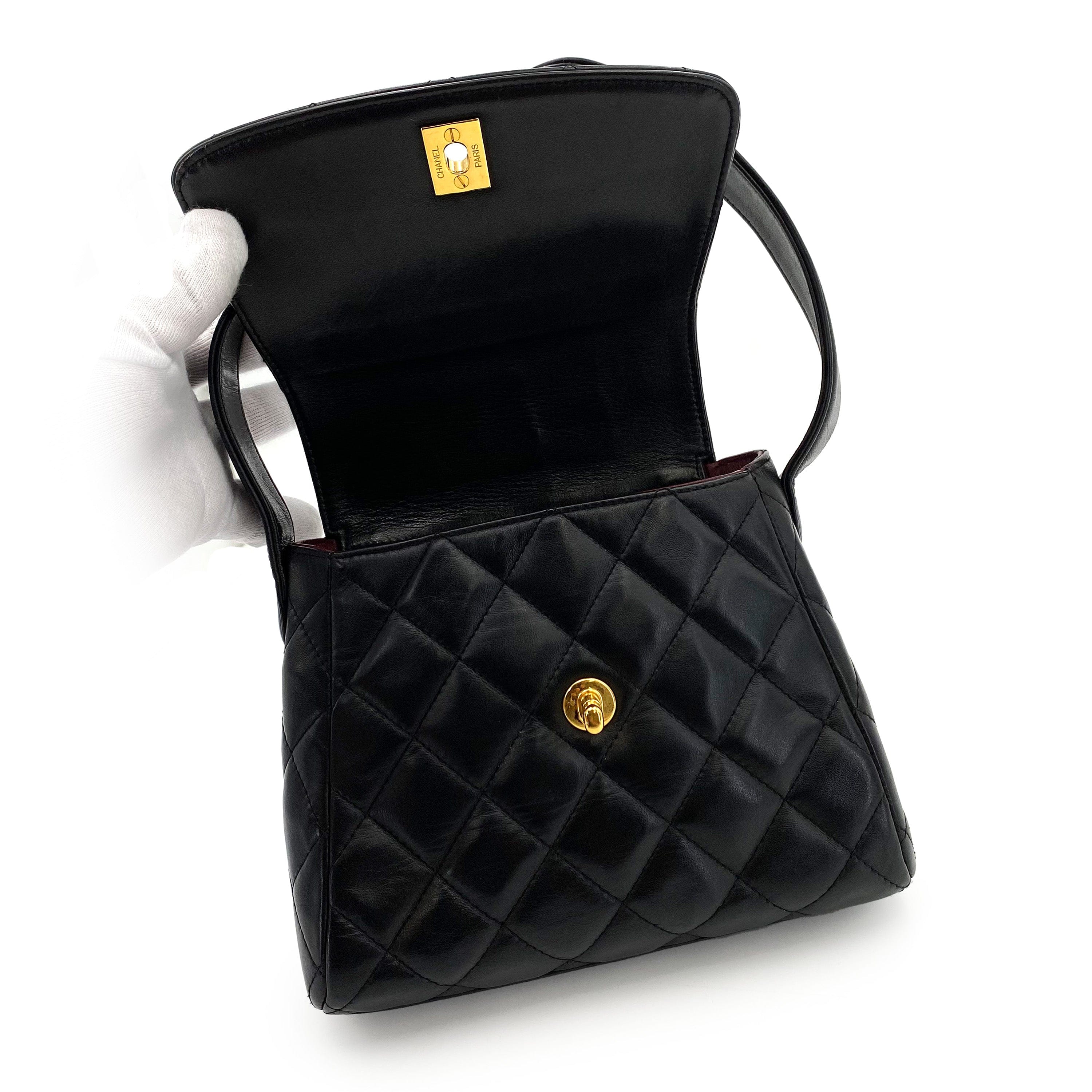 Chanel CHANEL VINTAGE MATELASSE HAND BAG BLACK LAMB SKIN 90242116