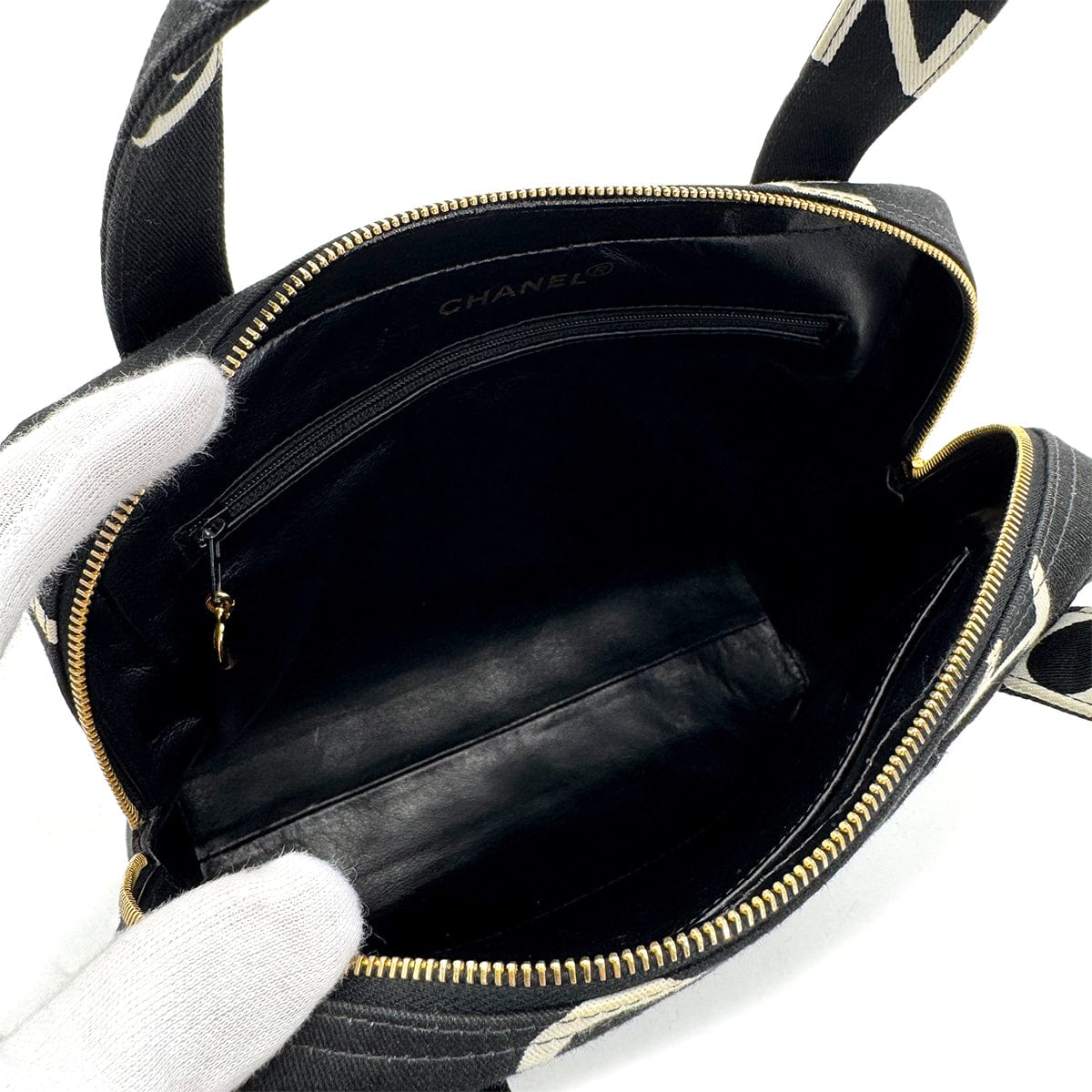 CHANEL CHANEL VINTAGE MATELASSE LOGO HAND BAG BLACK WHITE CANVAS 90306000